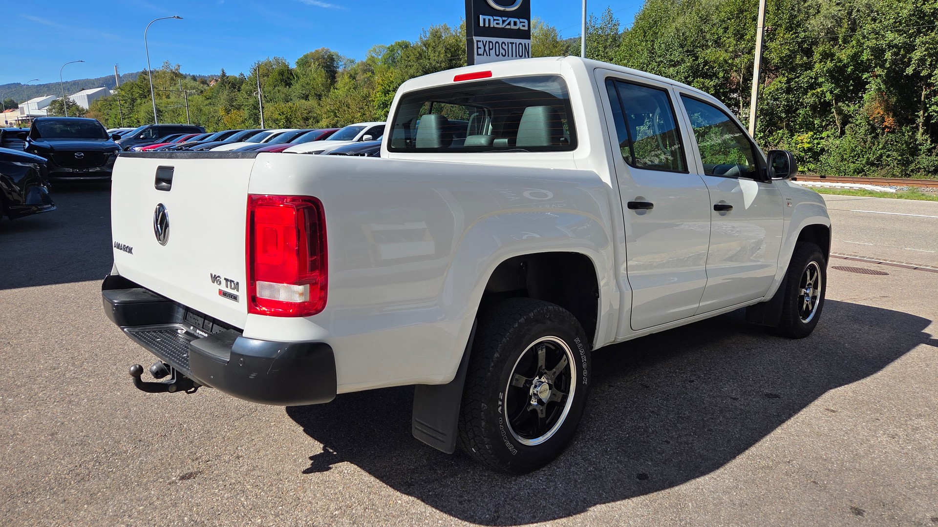 VW Amarok 3.0TDI Trendline 4Motion-image-4