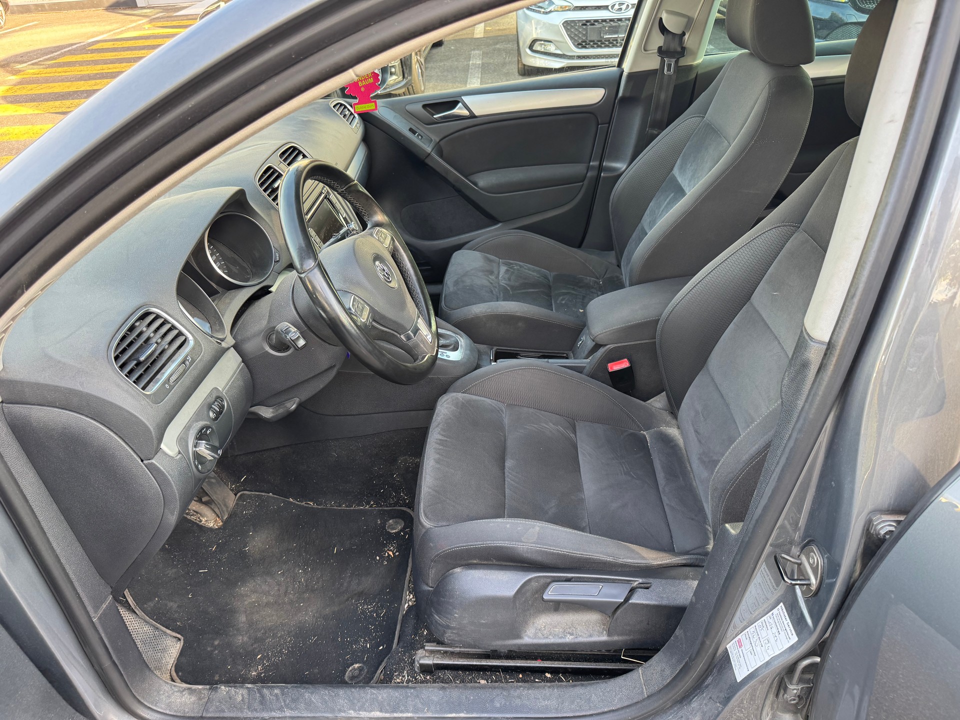 VW Golf 1.4 TSI Highline DSG-image-11