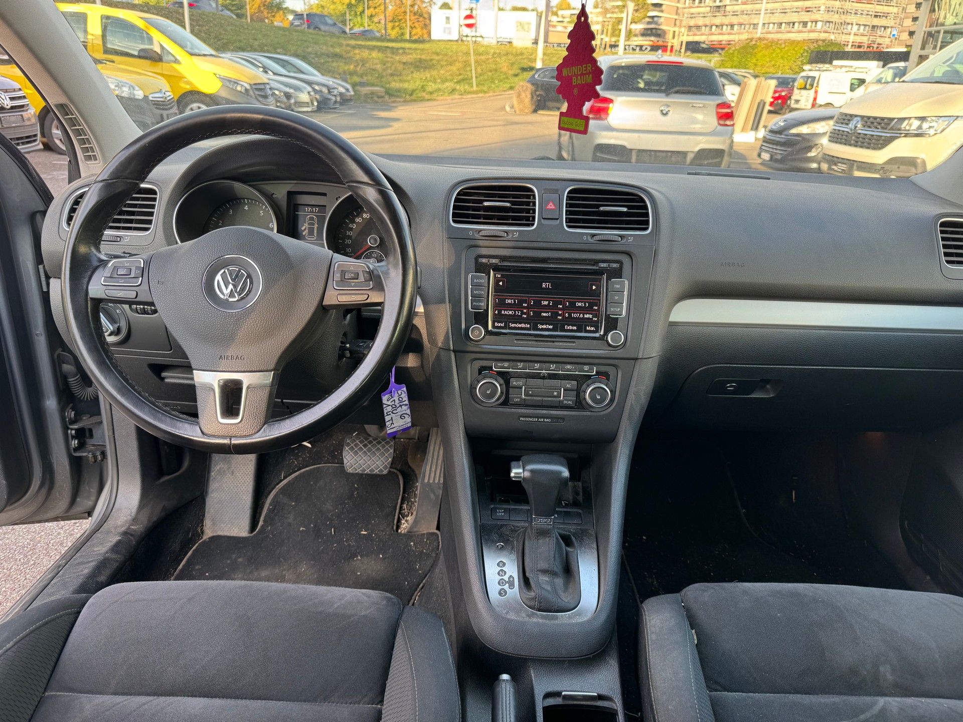 VW Golf 1.4 TSI Highline DSG-image-15
