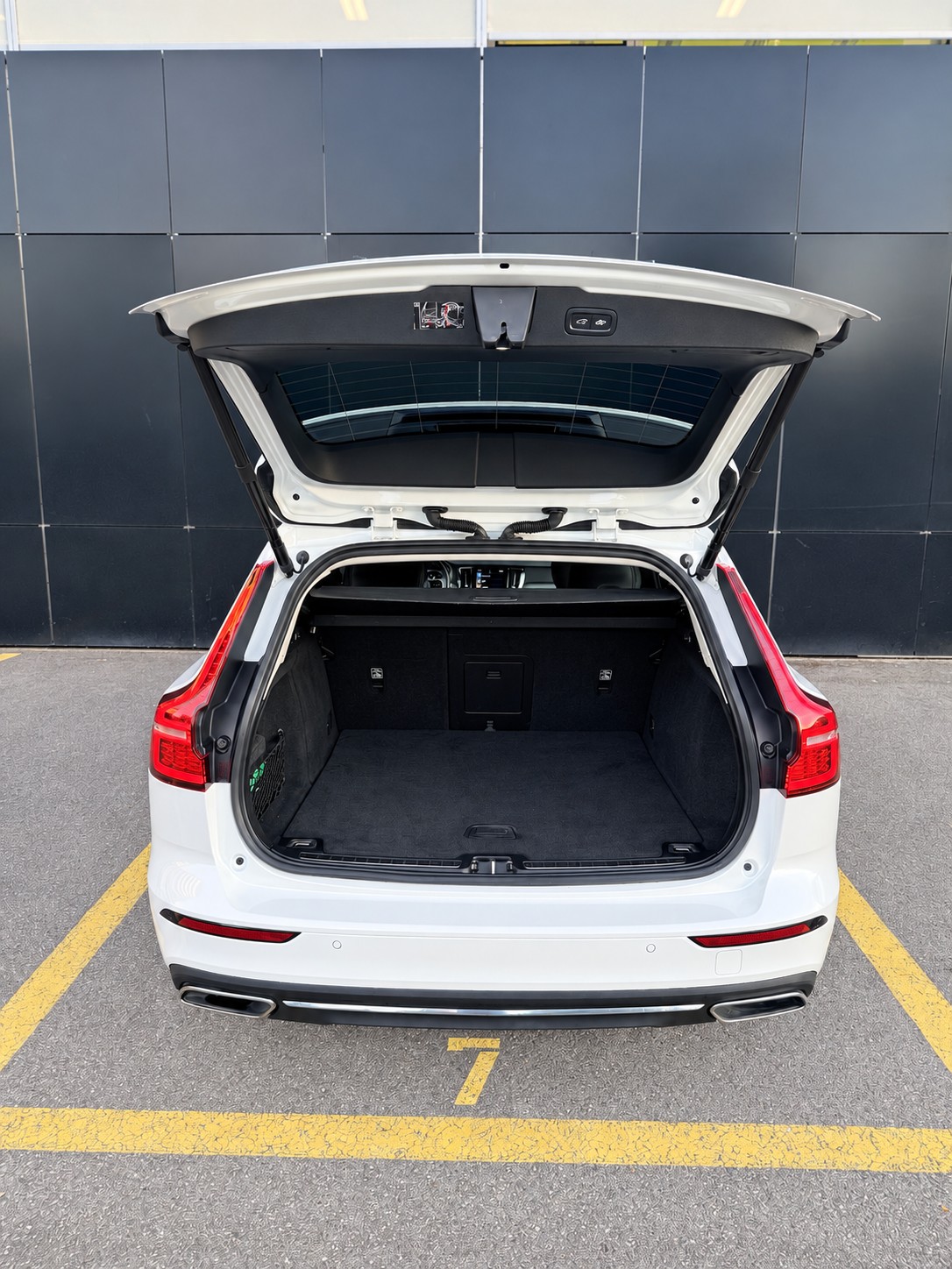 VOLVO 2.0 T6 TE Inscription eAWD-image-5