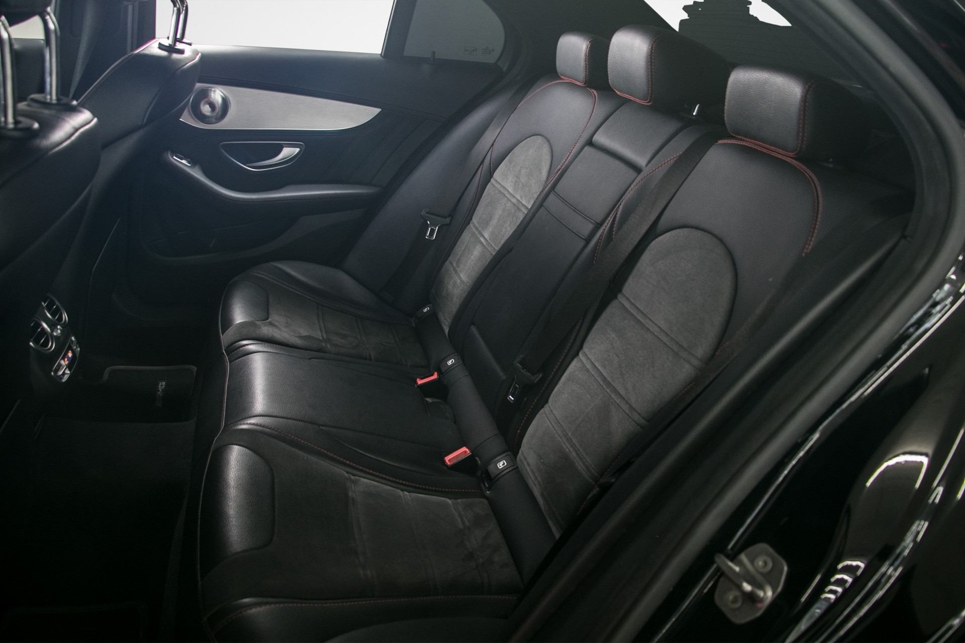 MERCEDES-BENZ C 43 AMG 4Matic 9G-Tronic-image-10