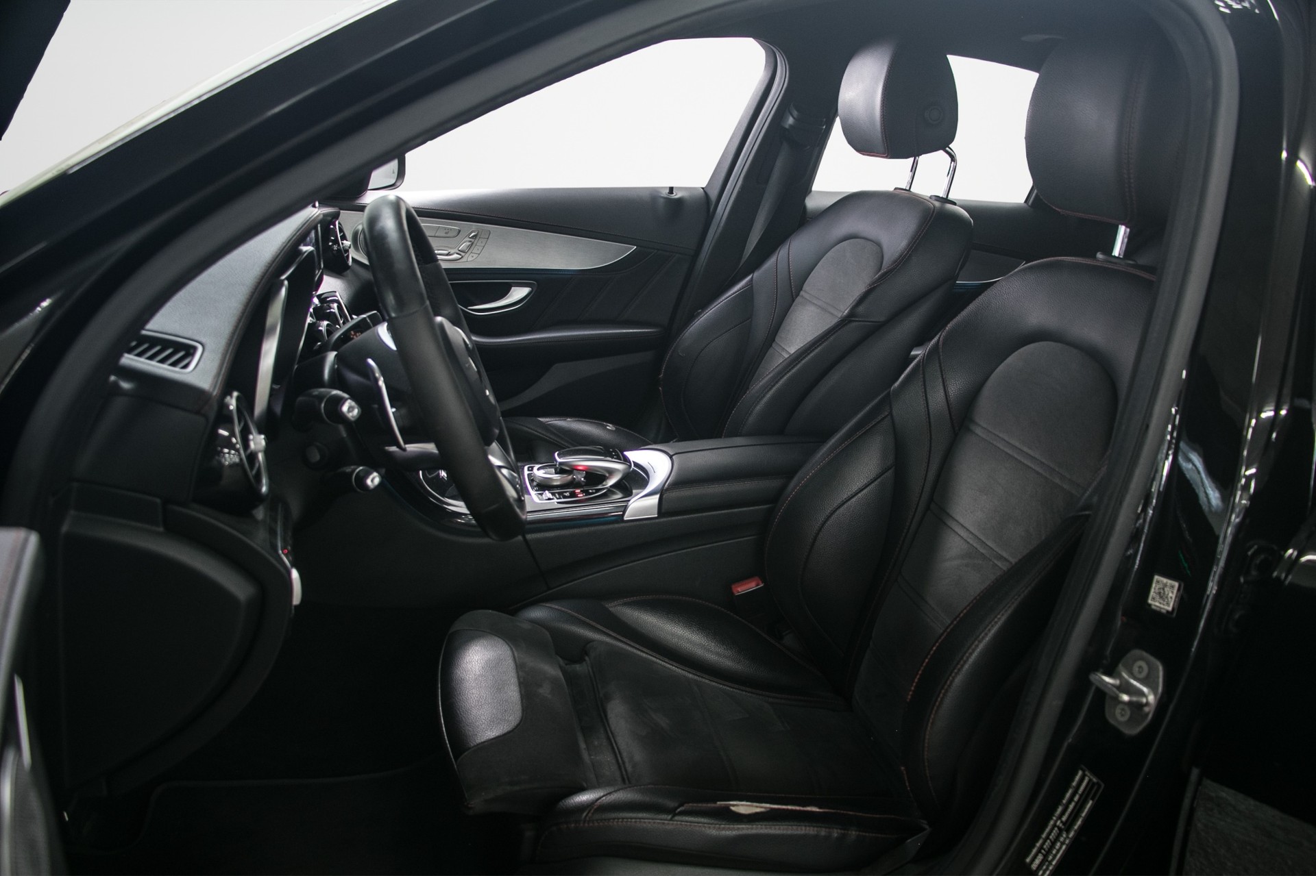 MERCEDES-BENZ C 43 AMG 4Matic 9G-Tronic-image-9