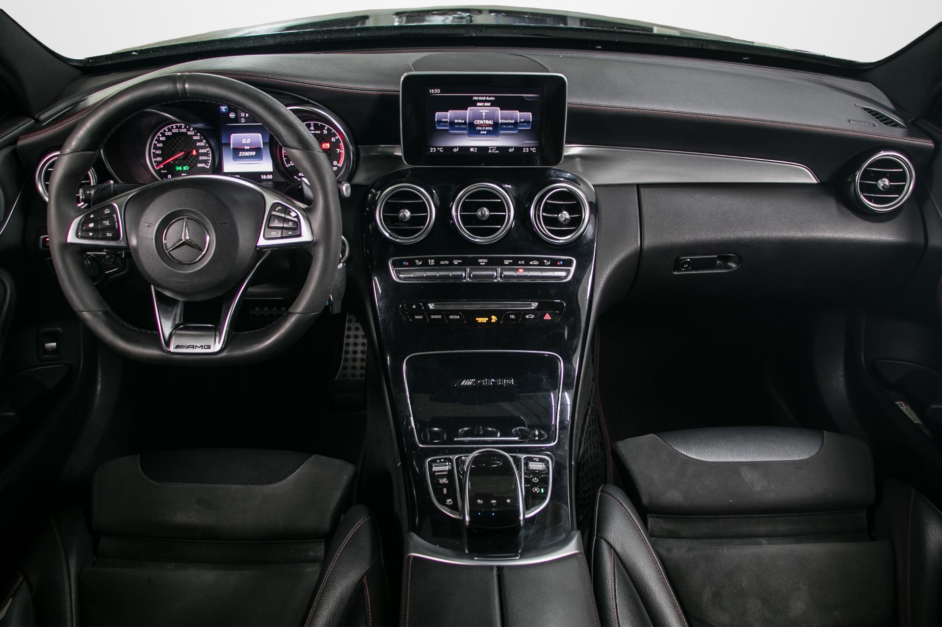MERCEDES-BENZ C 43 AMG 4Matic 9G-Tronic-showroom-element-3
