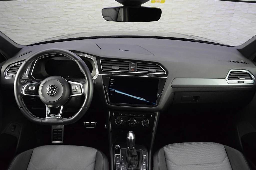 VW Tiguan 2.0TSI Highline 4Motion DSG-image-2