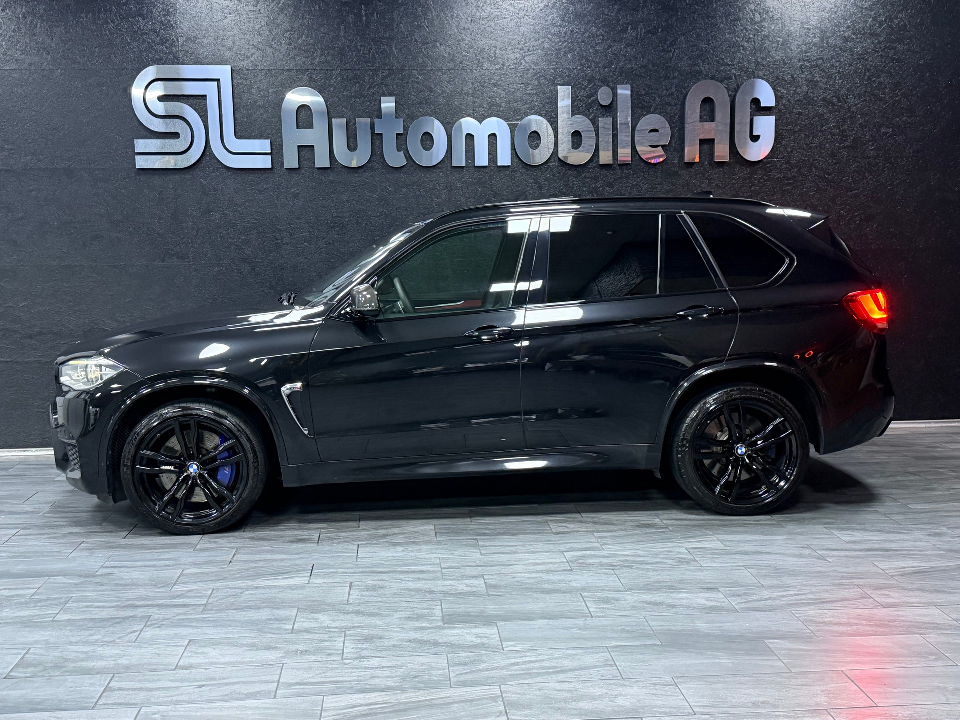 BMW X5M Edition Black Fire Steptronic-image-5