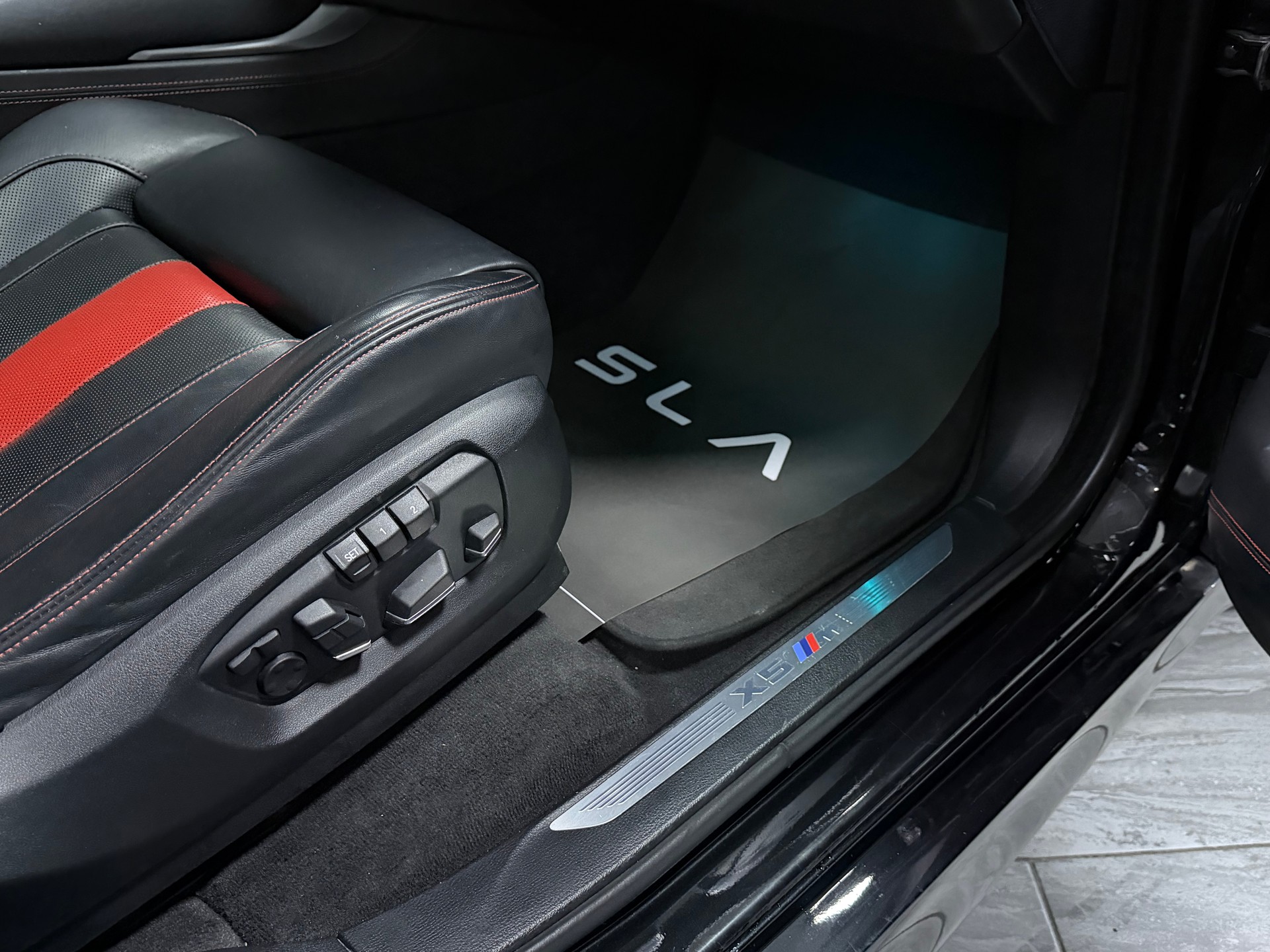 BMW X5M Edition Black Fire Steptronic-image-10