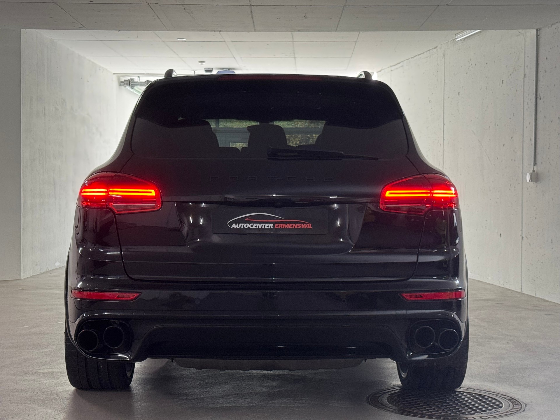 PORSCHE Cayenne S Diesel-image-5
