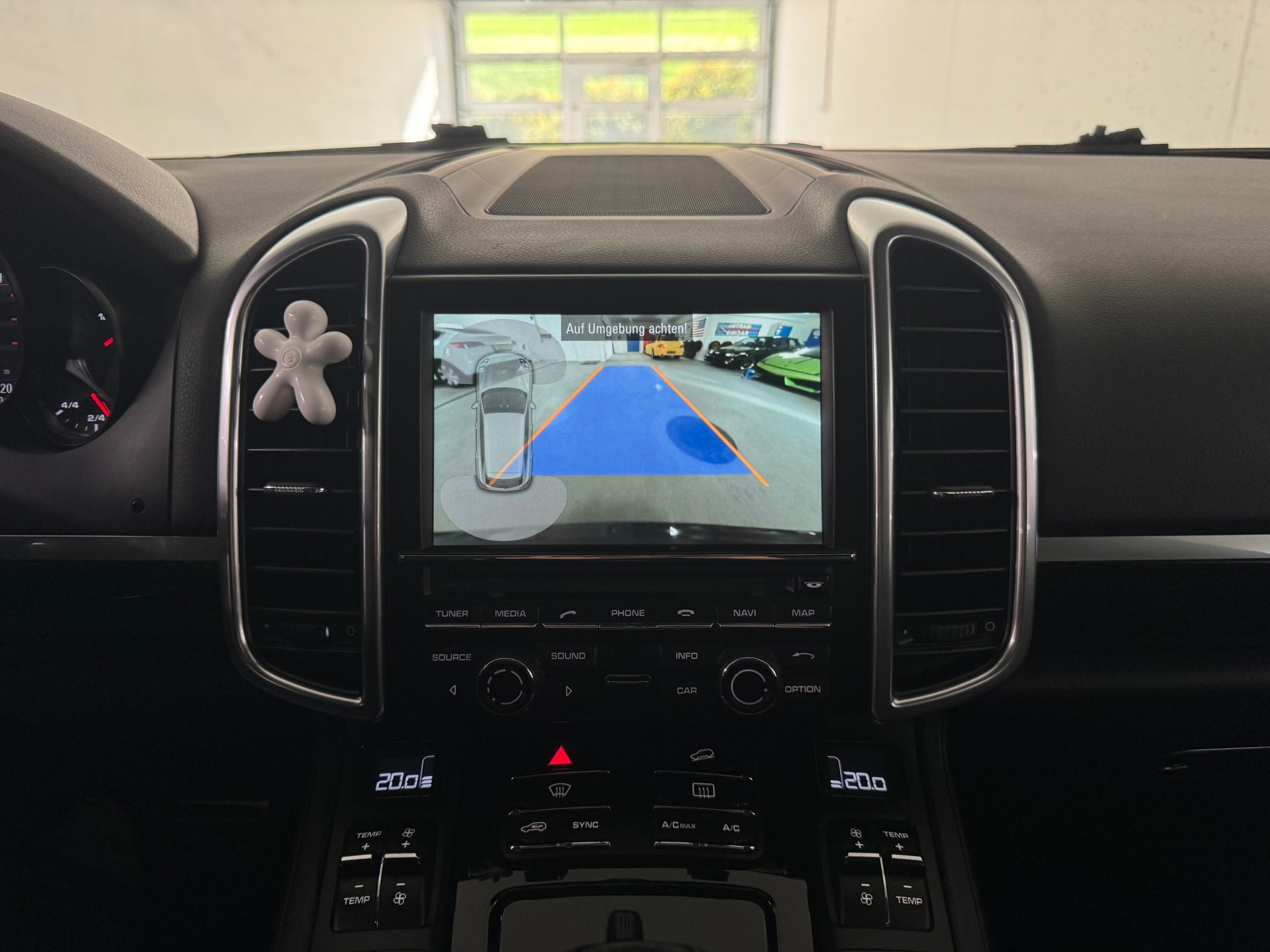 PORSCHE Cayenne S Diesel-image-15