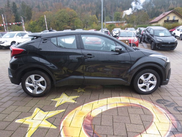 TOYOTA C-HR 1.2 Turbo Comfort-image-2