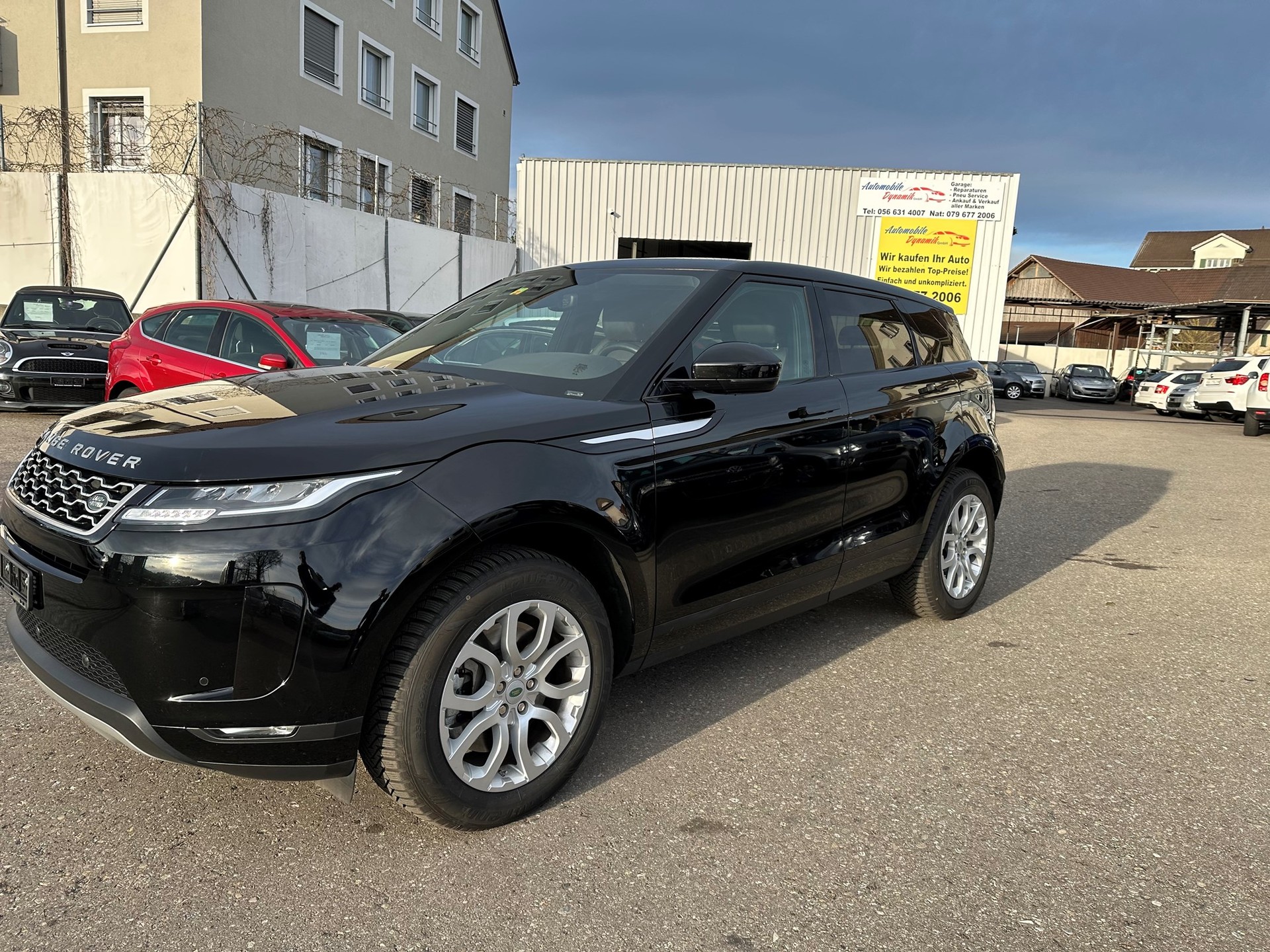 LAND ROVER Range Rover Evoque R-Dynamic D 150 HSE AT9-image-8