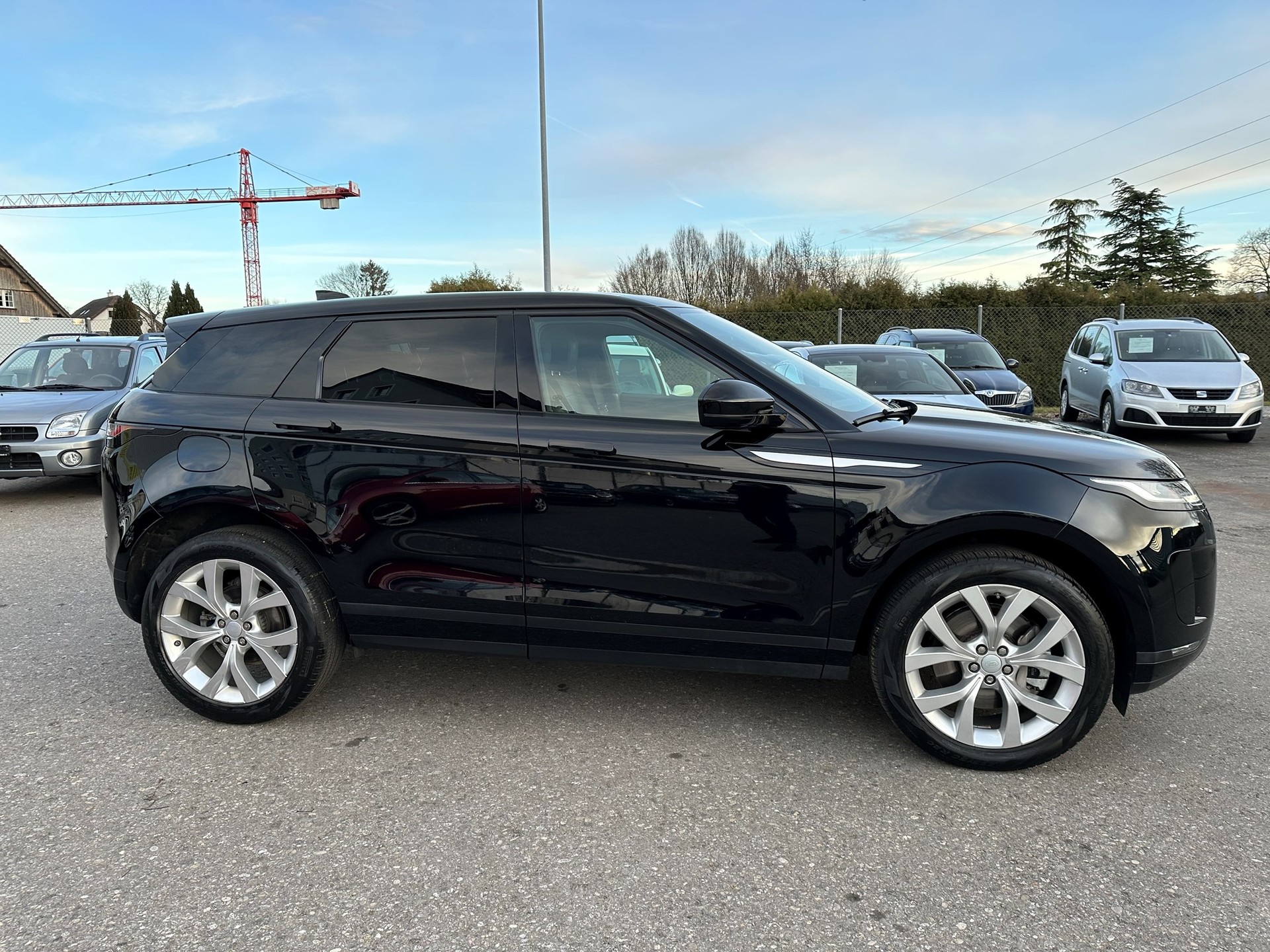 LAND ROVER Range Rover Evoque R-Dynamic D 150 HSE AT9-image-3