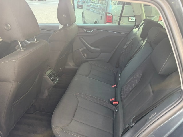 SKODA Kamiq 1.0 TSI Ambition DSG-image-2