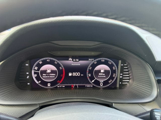 SKODA Kamiq 1.0 TSI Ambition DSG