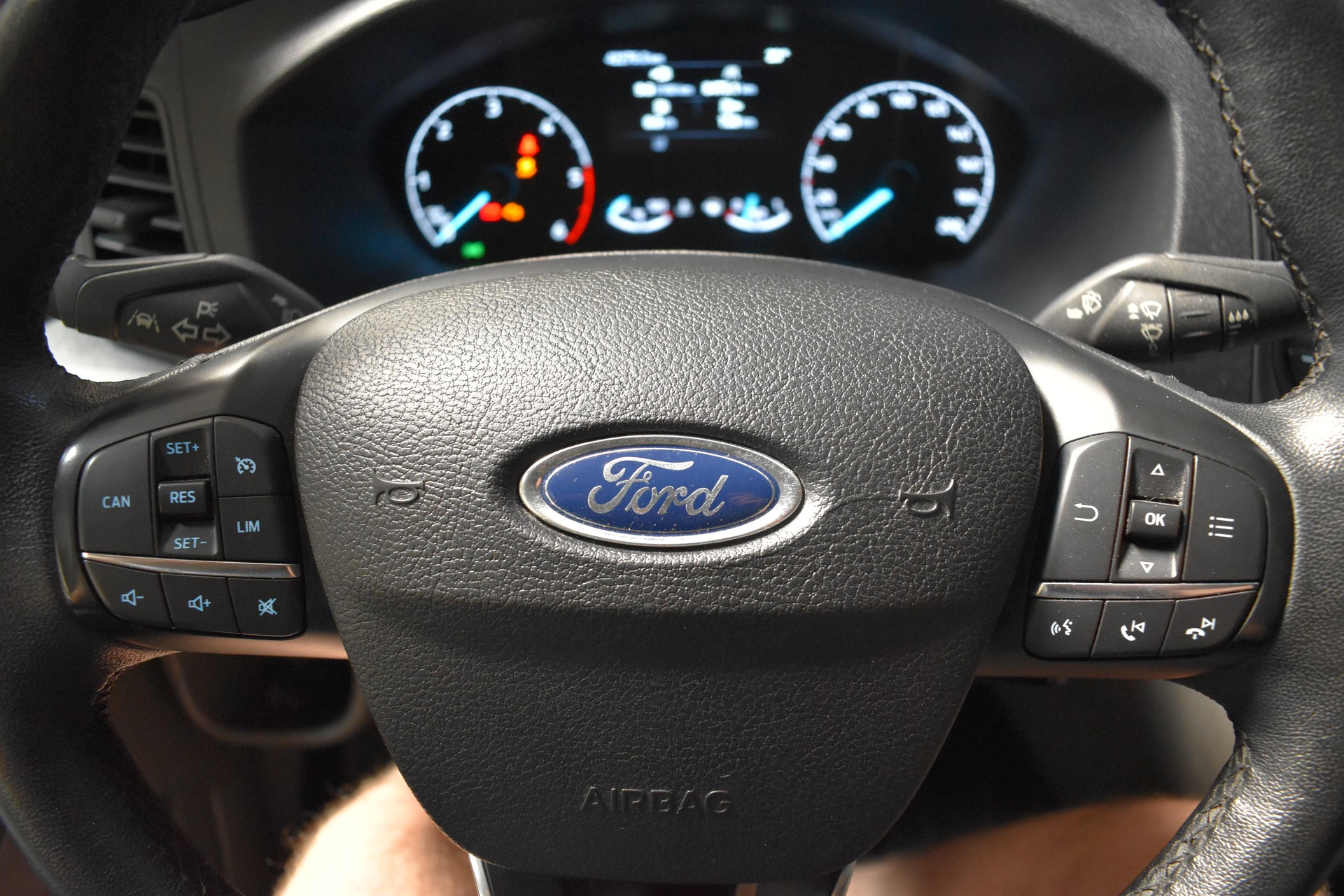 FORD Transit Van 350 L2 Trail 2.0 TDCi 130 MHEV FWD-image-15