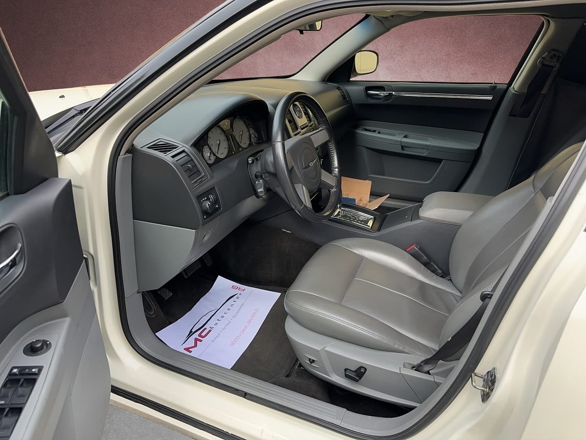 CHRYSLER 300C 3.5 V6-image-5