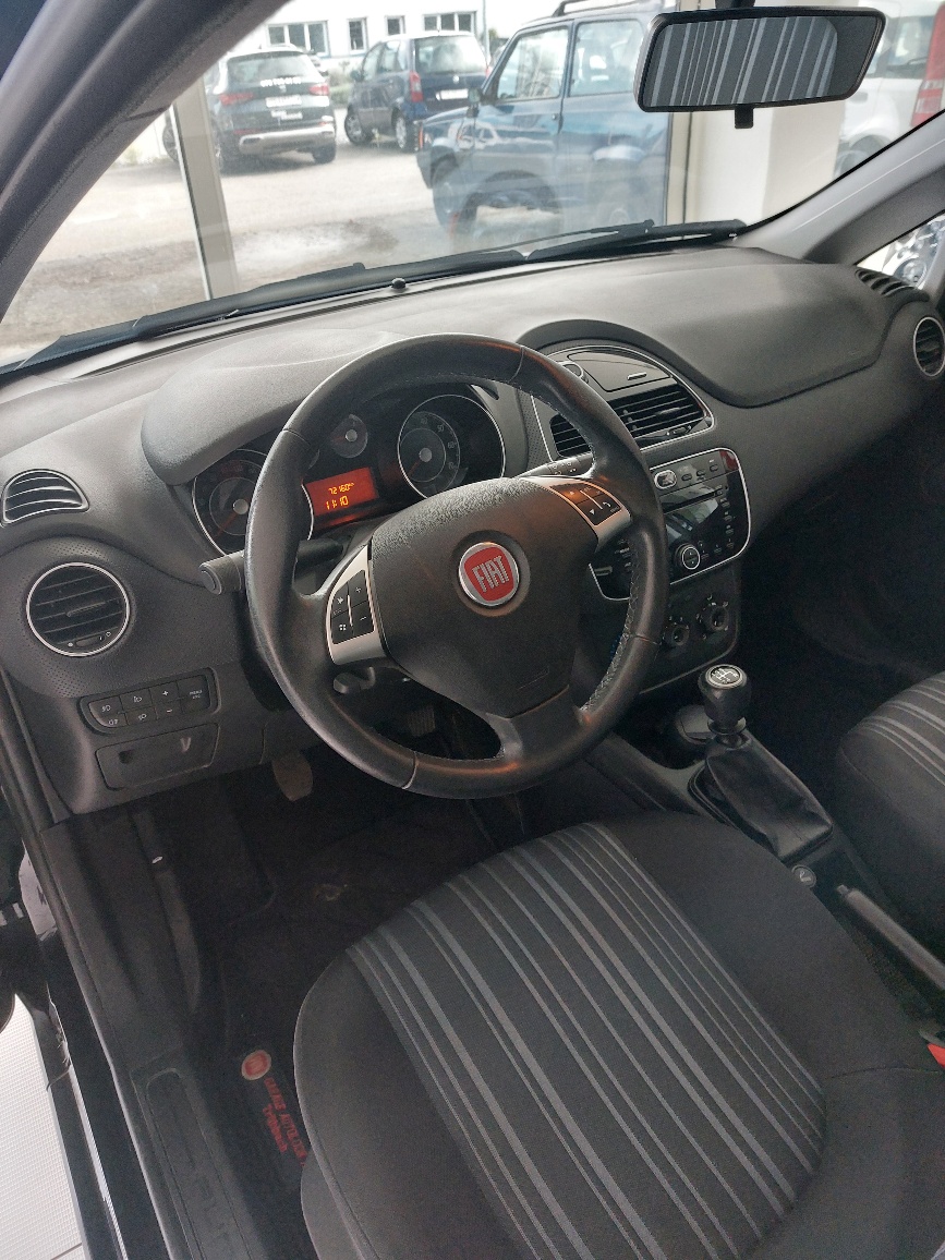 FIAT Punto Evo 1.4 MyLife-image-4