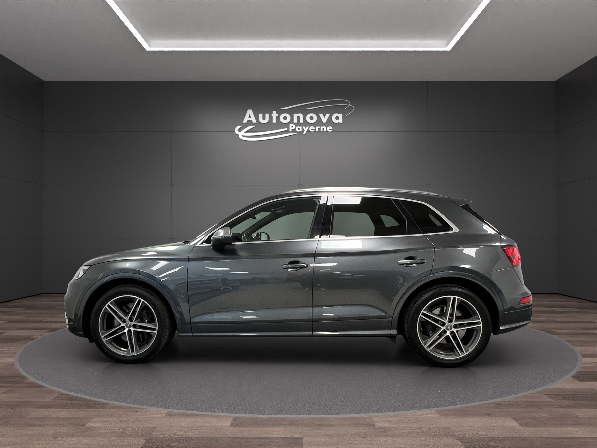 AUDI SQ5 TDI quattro tiptronic-image-2