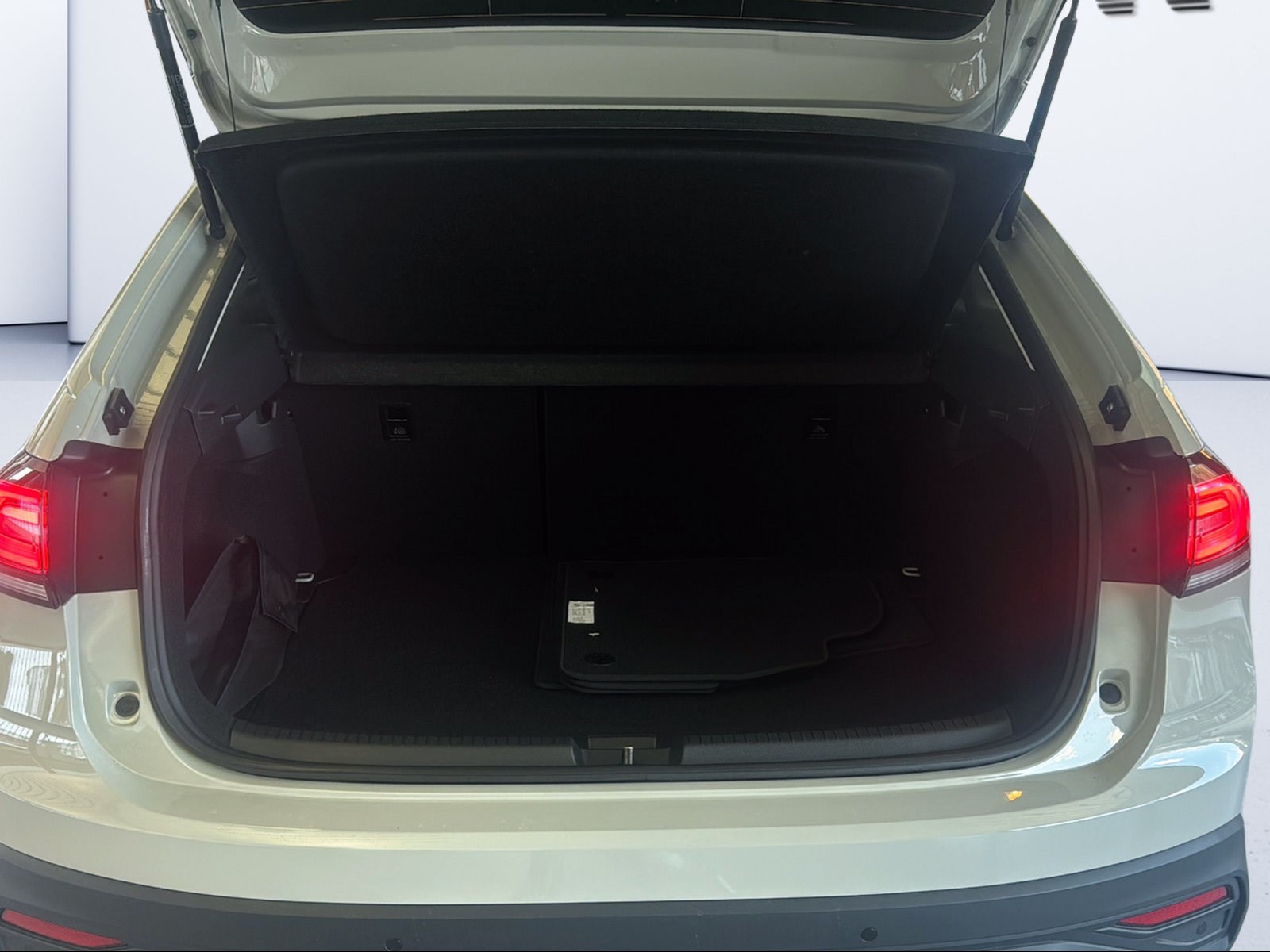 VW Taigo 1.0 TSI Life United DSG-image-9