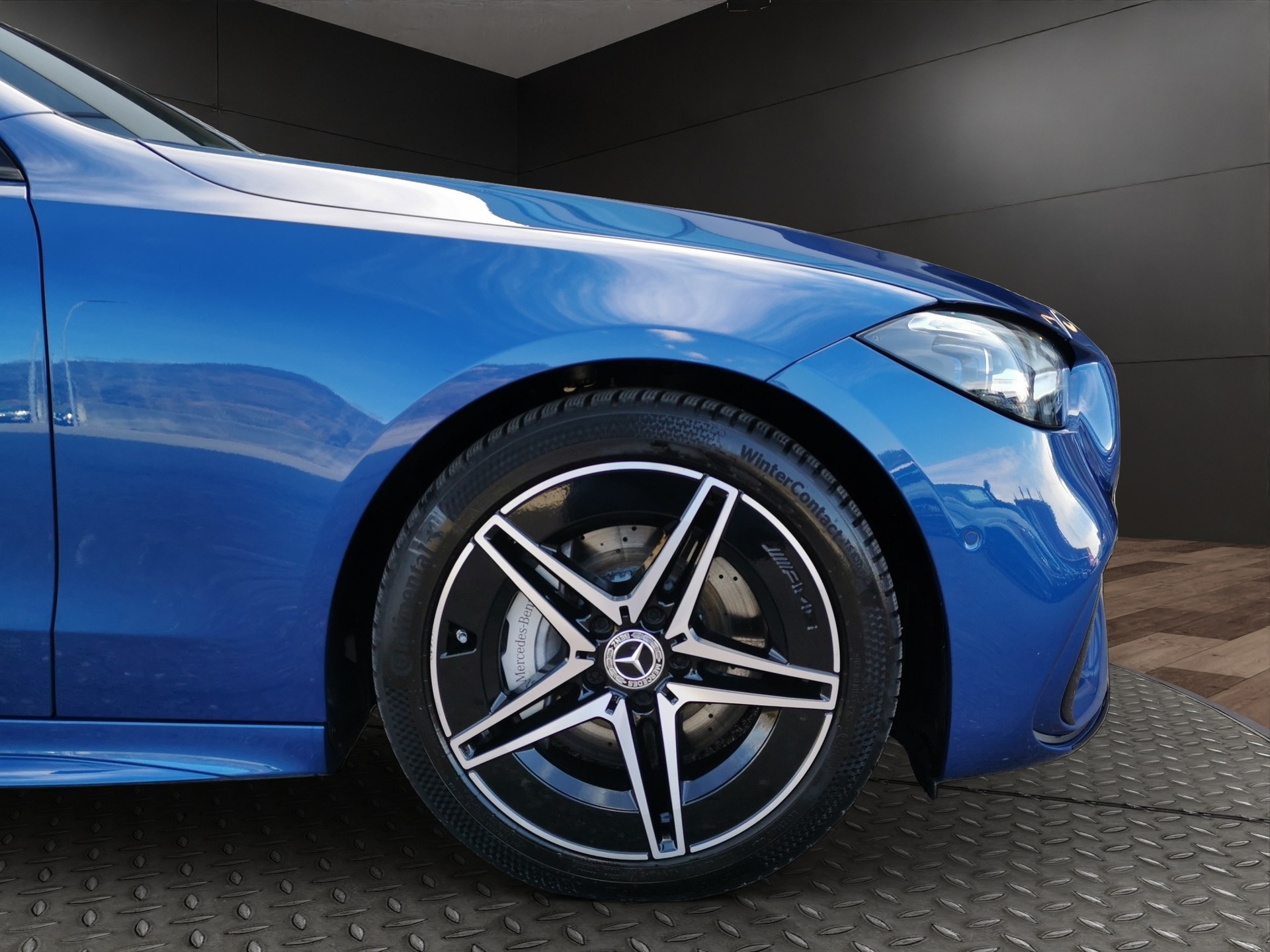MERCEDES-BENZ C 300 d AMG Line-image-2