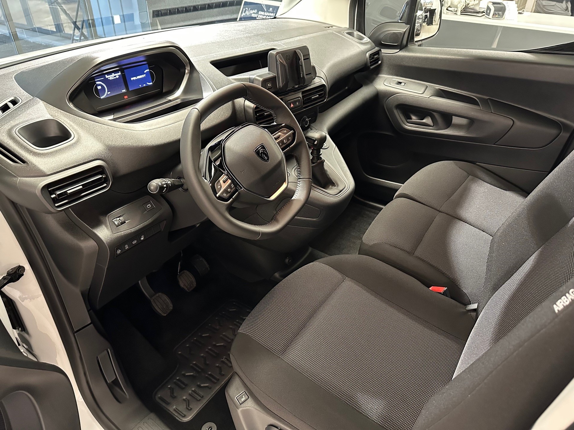 PEUGEOT Partner Kaw. 1000 Long 1.5 BlueHDI 100 S/S Premium-image-8