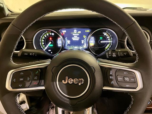 JEEP Wrangler 2.0 Turbo Sahara Unlimited 4xe-image-8