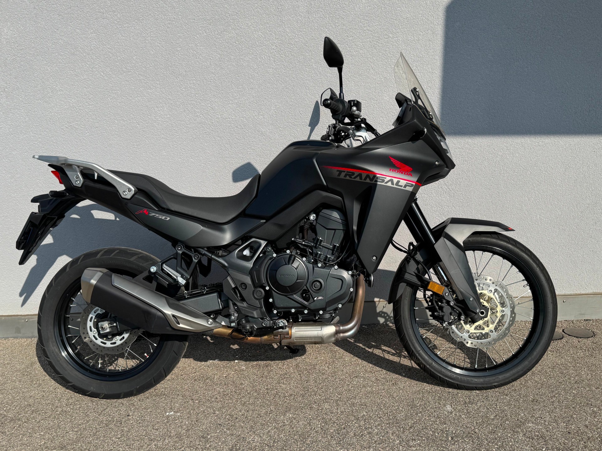 HONDA XL 750 Transalp-showroom-element-1