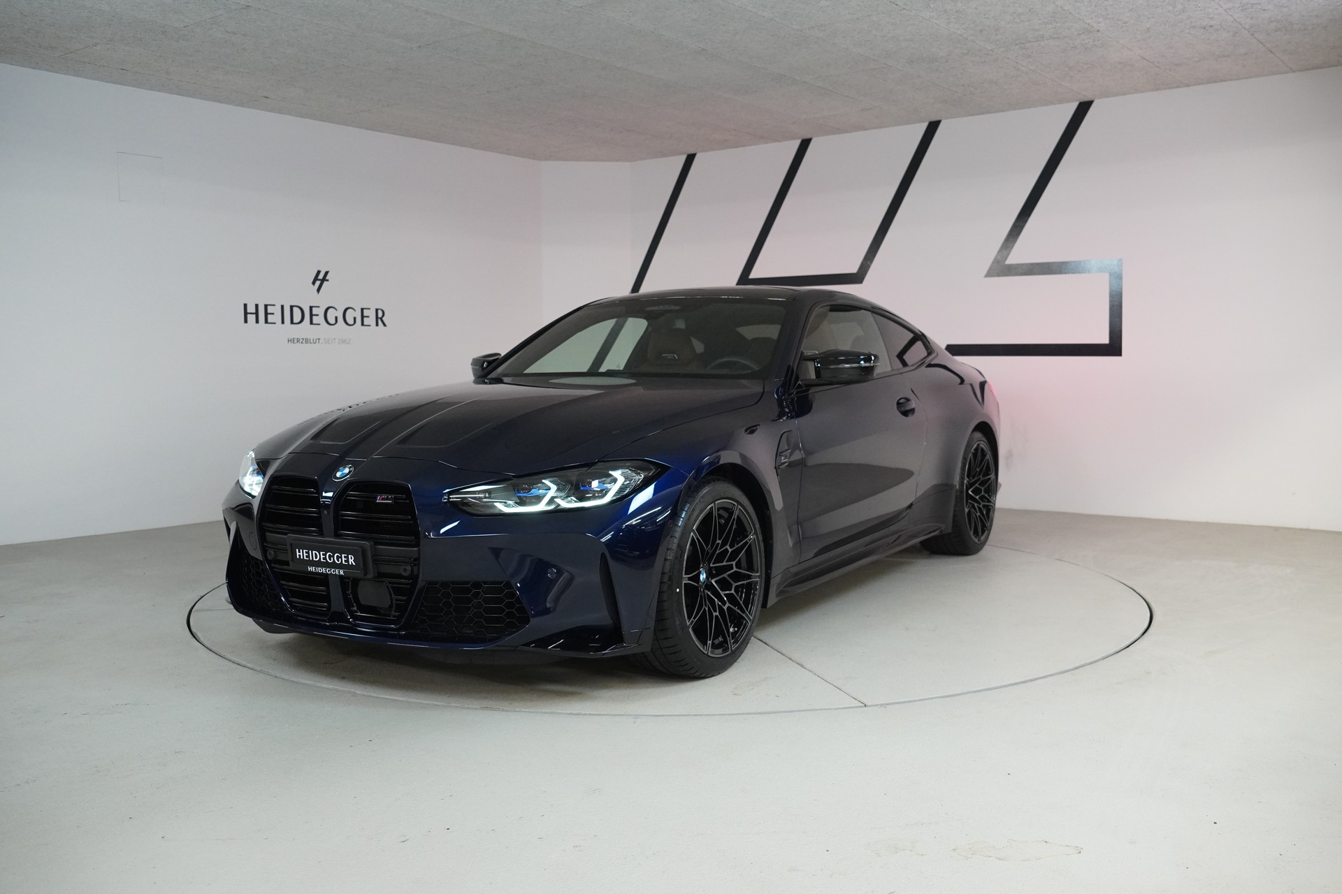 BMW M4 Coupé Competition M xDrive-image-0