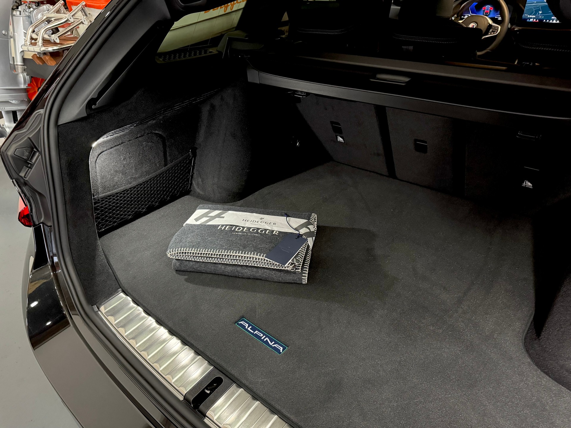BMW-ALPINA D3 S BiTurbo Touring 3.0d xDrive / dÄHLer Federn-image-6