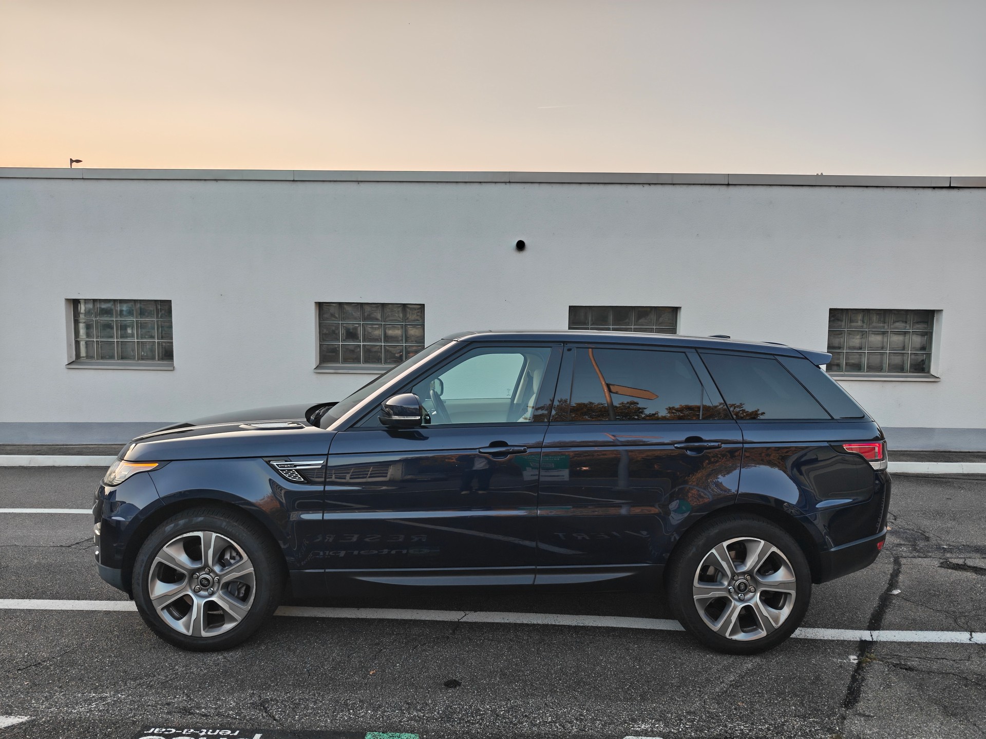 LAND ROVER Range Rover Sport 3.0 SDV6 Hybrid HSE Dynamic Aut.-image-2