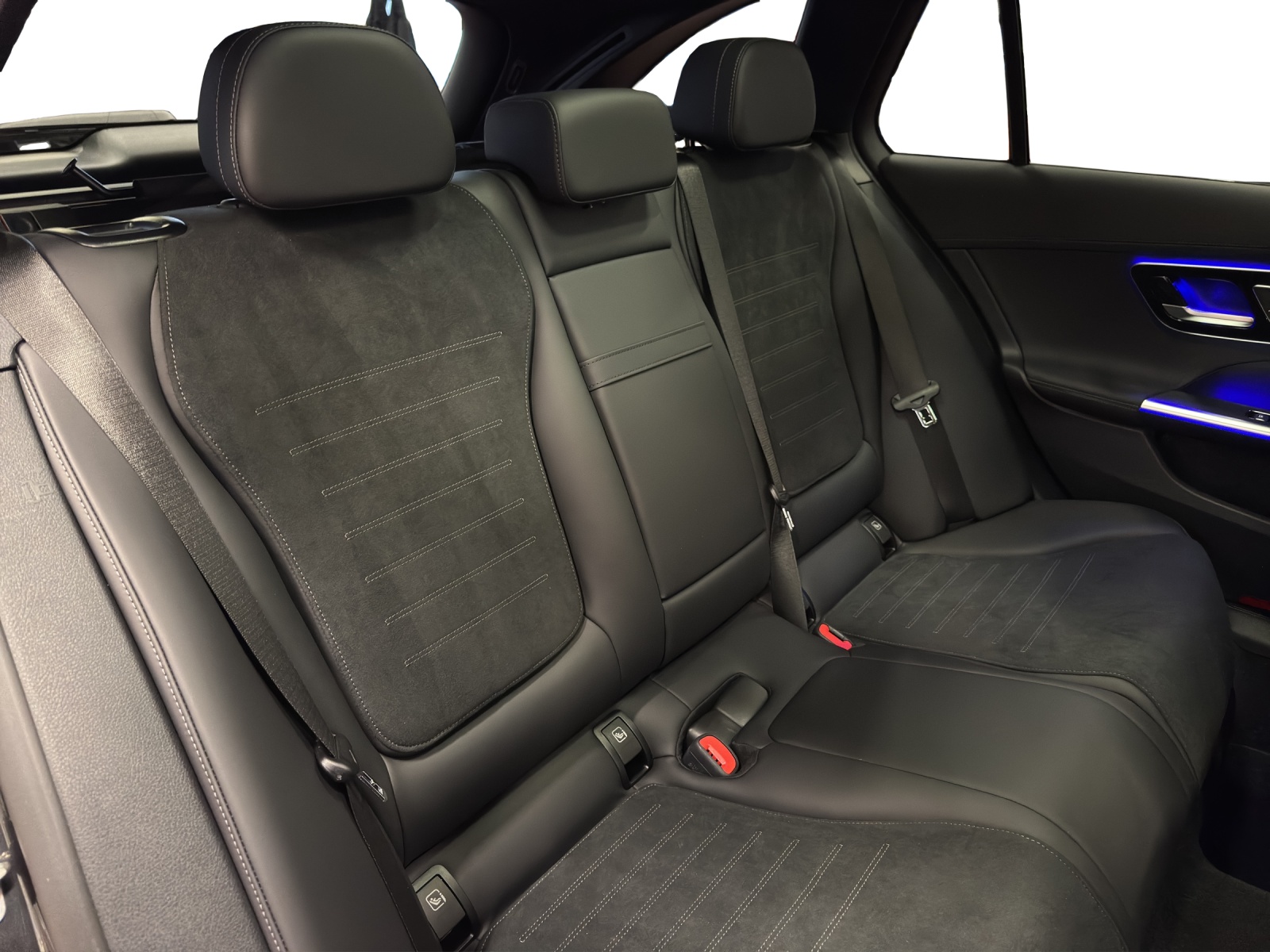 MERCEDES-BENZ C 220 d T 4 M Swiss Star-image-18