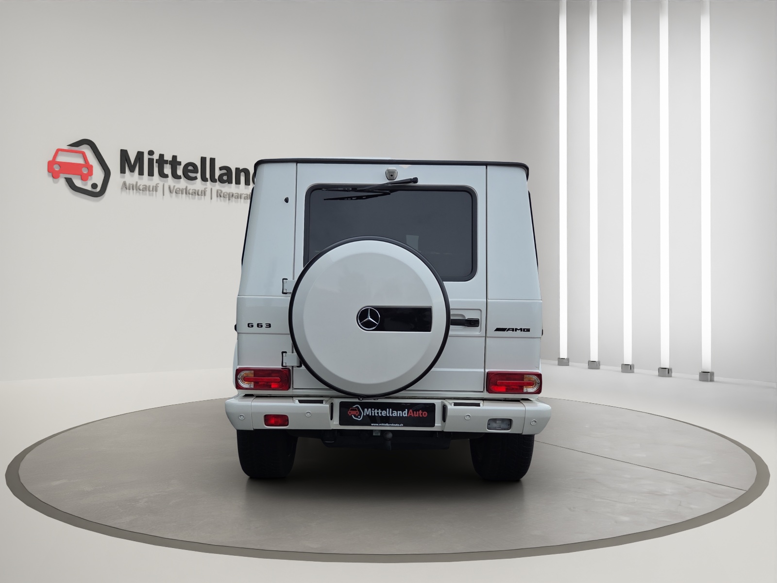 MERCEDES-BENZ G 63 AMG Automatic-image-12