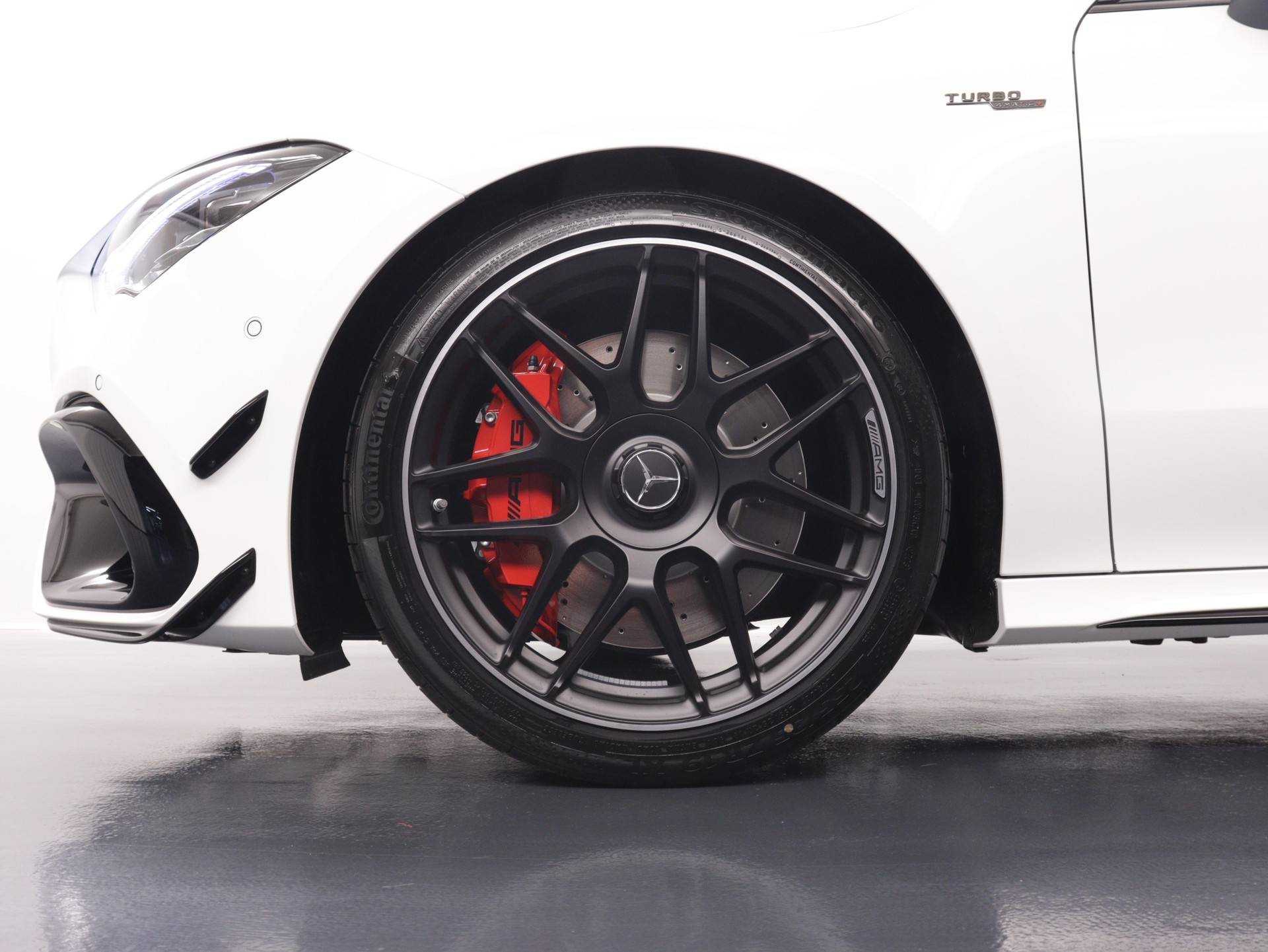 MERCEDES-BENZ CLA 45 S AMG 4matic+-image-12