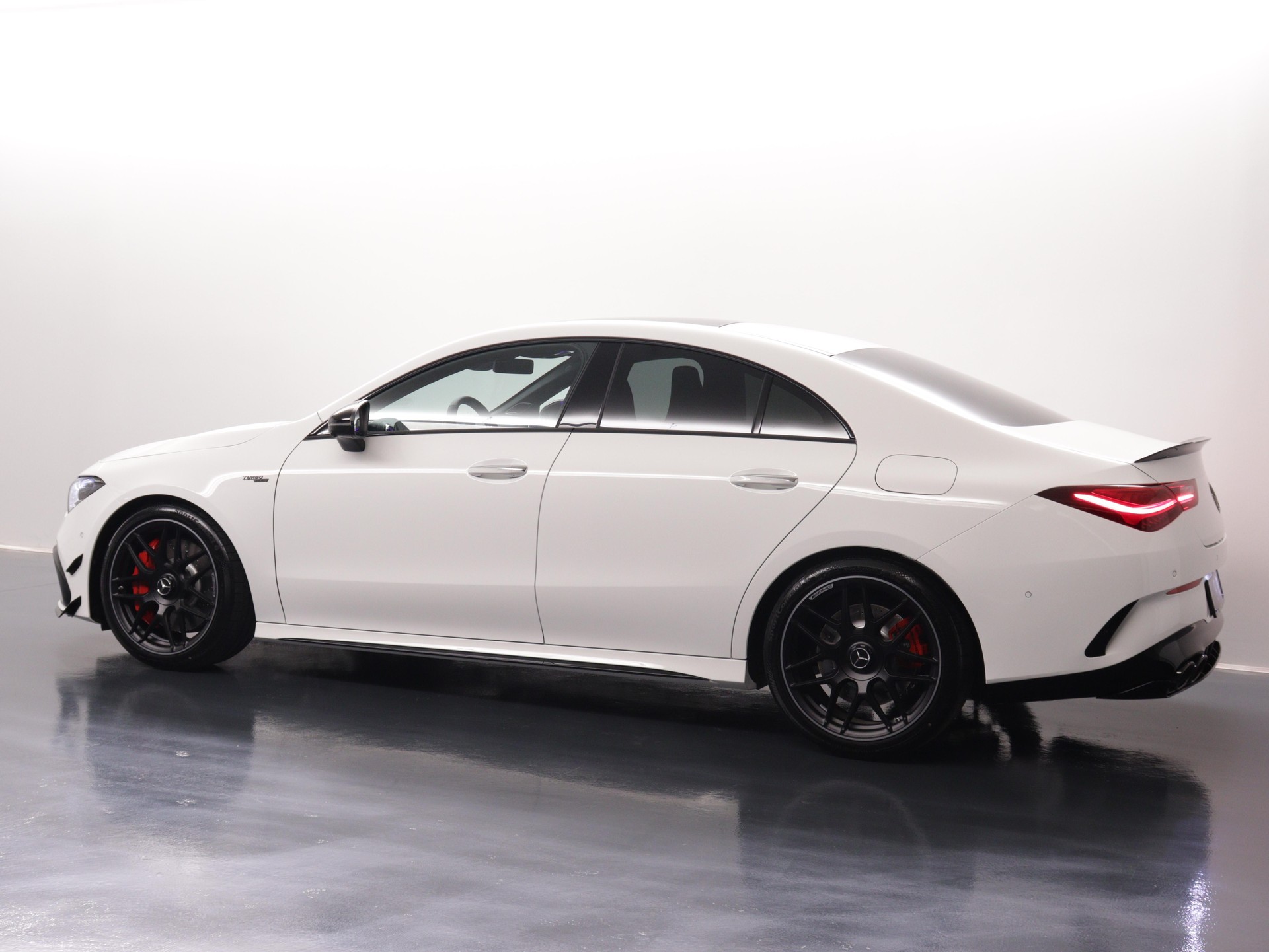 MERCEDES-BENZ CLA 45 S AMG 4matic+-image-3
