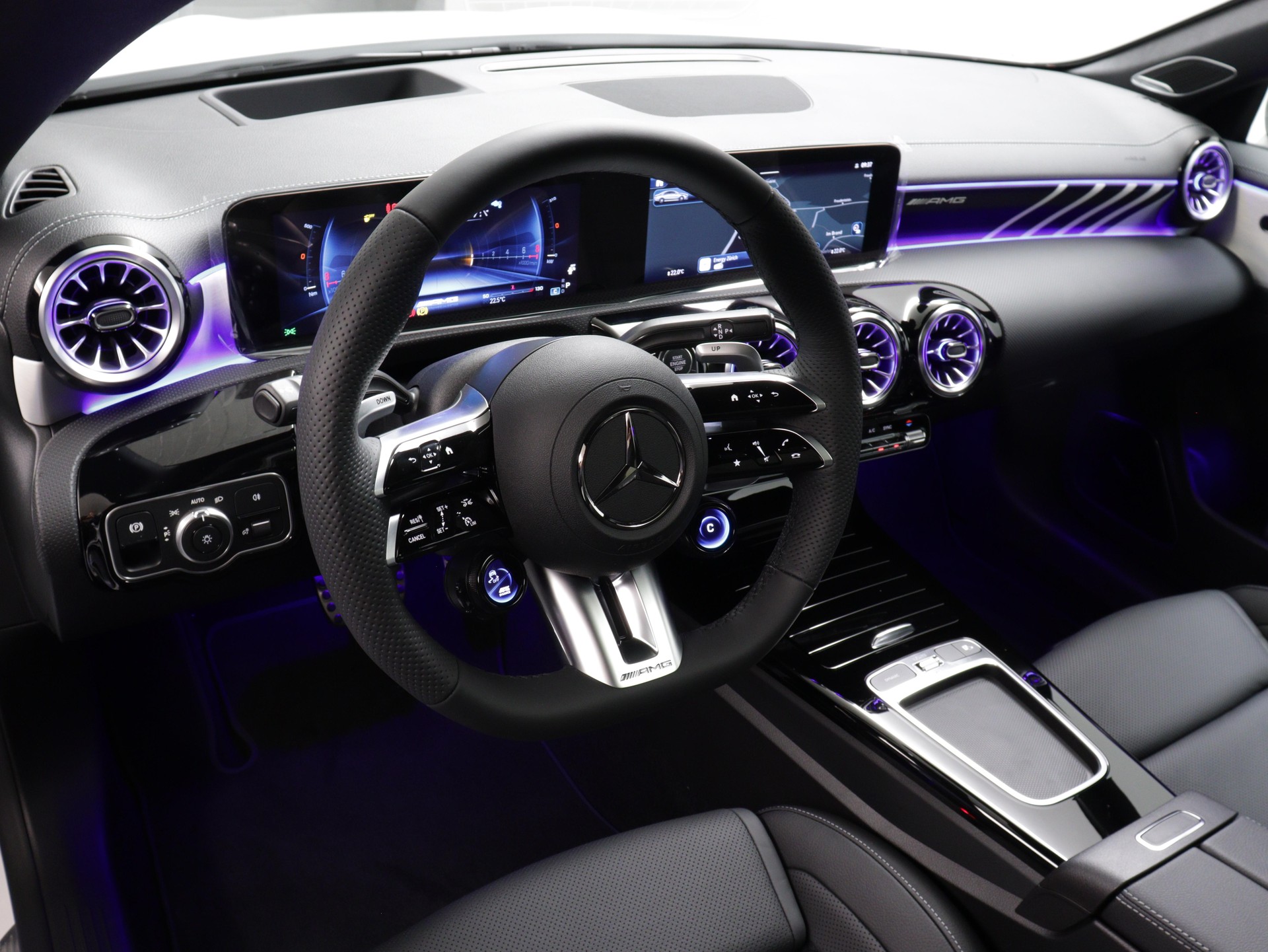 MERCEDES-BENZ CLA 45 S AMG 4matic+-image-7