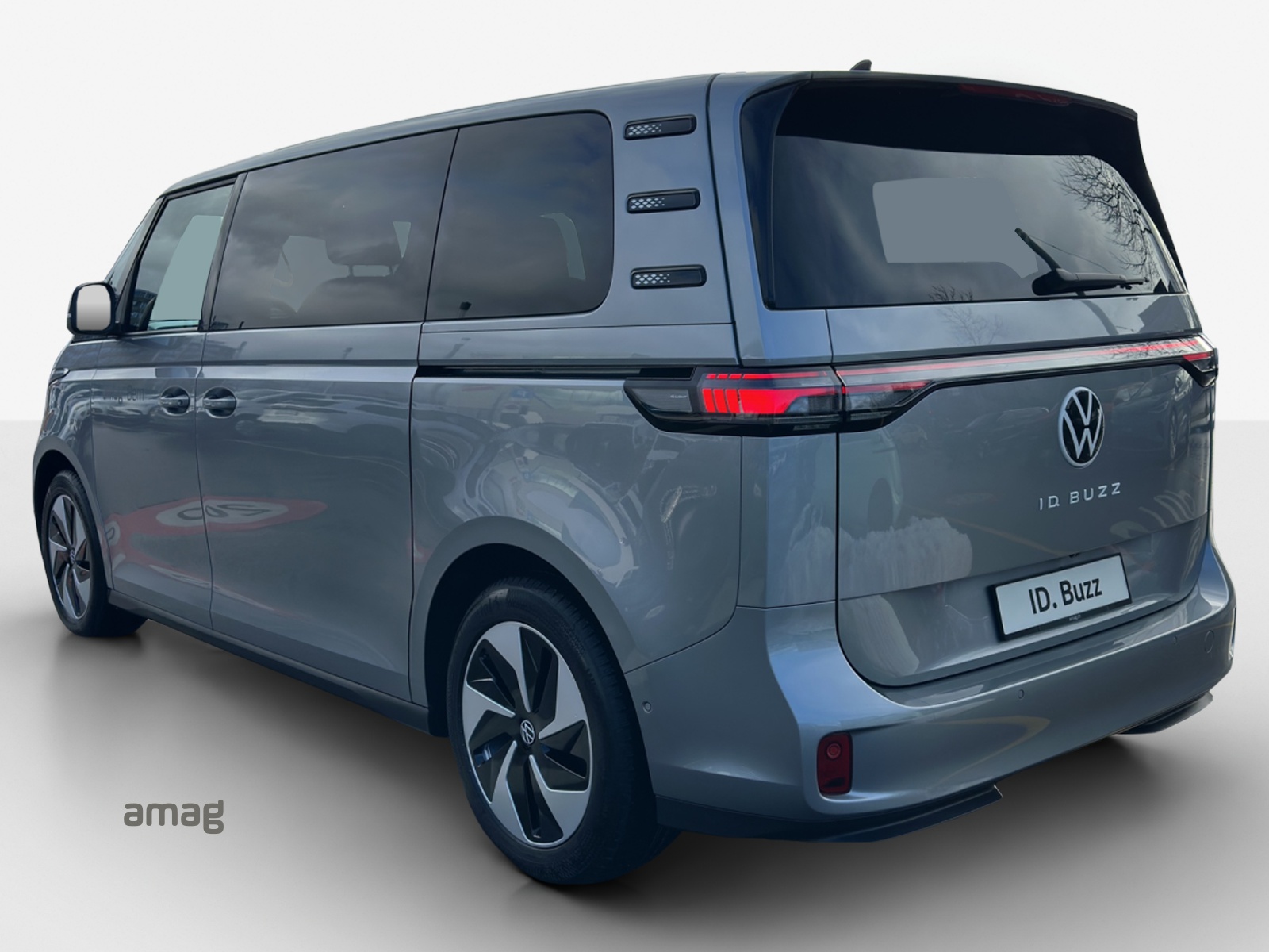 VW ID.Buzz LWB Pro-image-2
