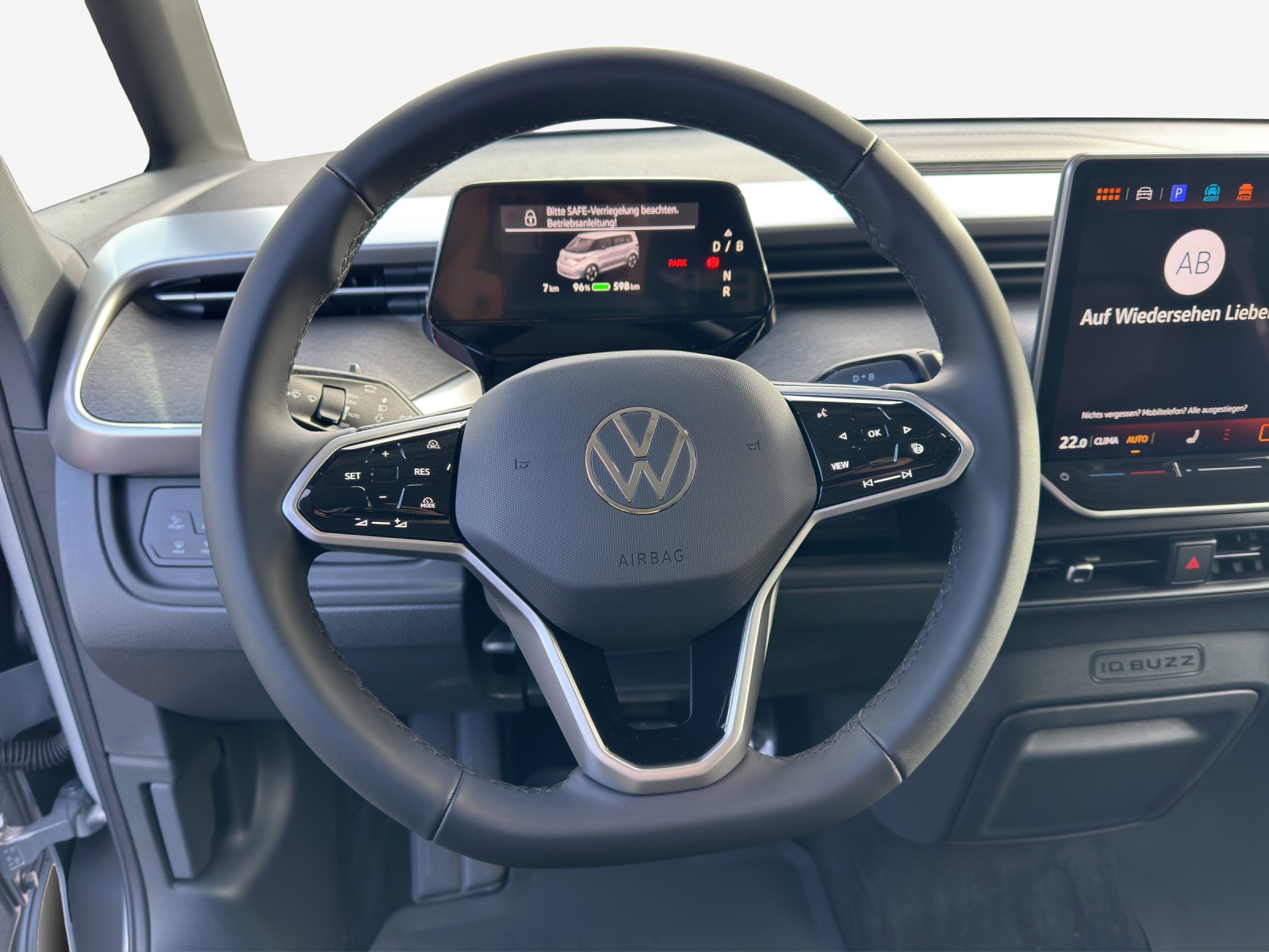 VW ID.Buzz LWB Pro-image-9