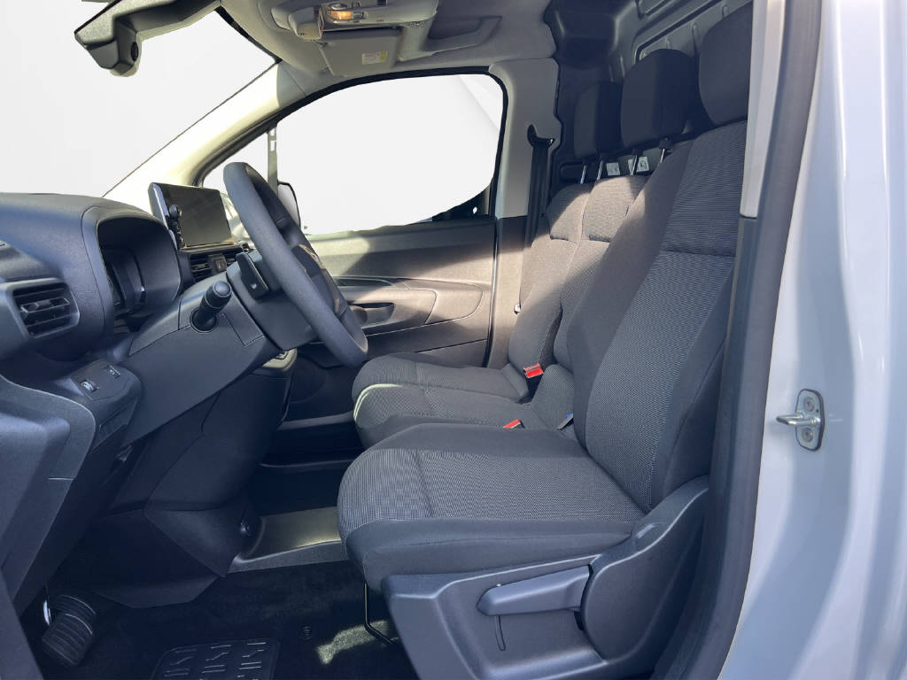 OPEL Combo-e cargo 2.4 t XL Electric 4x4-image-4