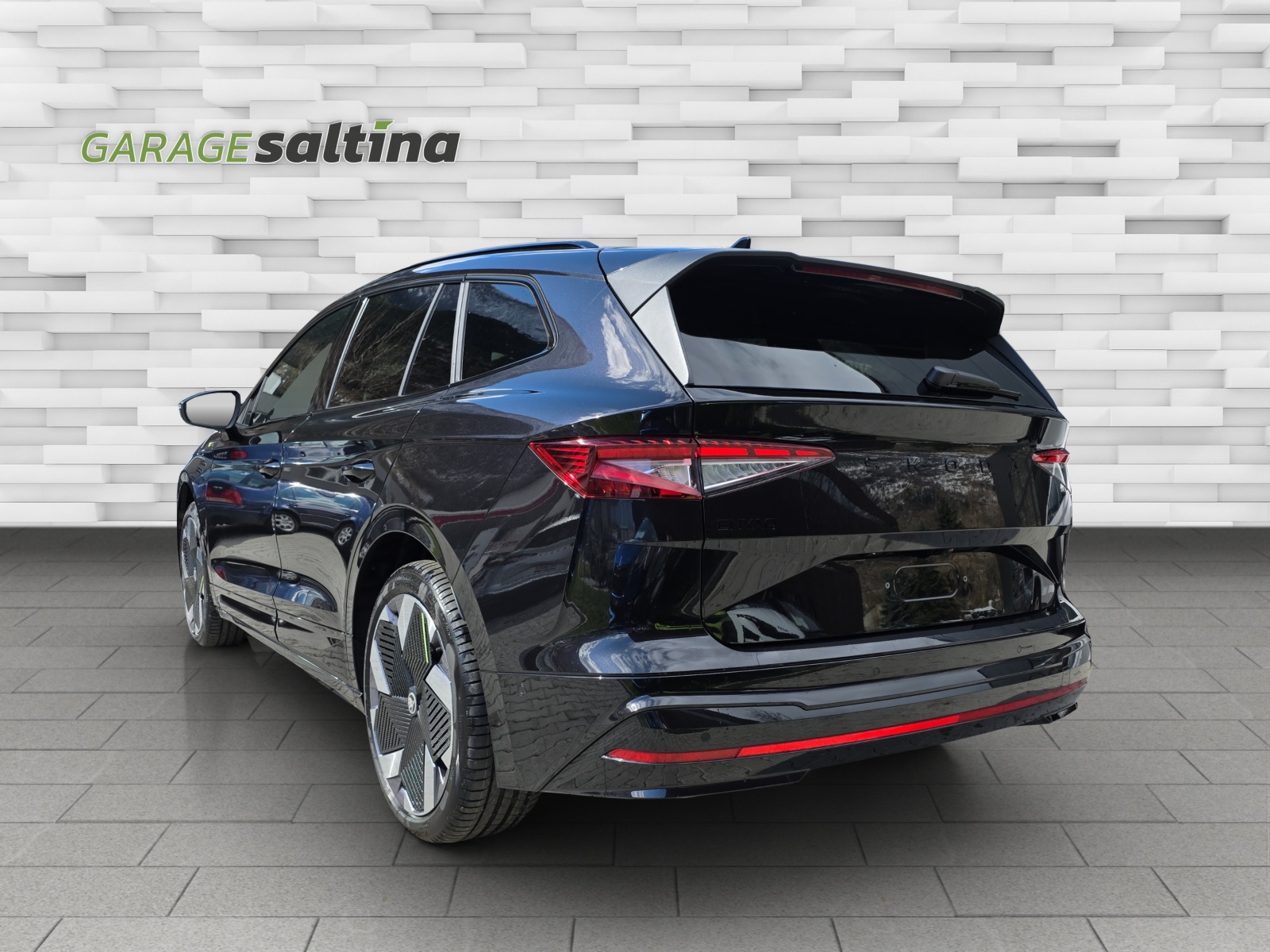 SKODA Enyaq 85x 4x4 RS-image-1