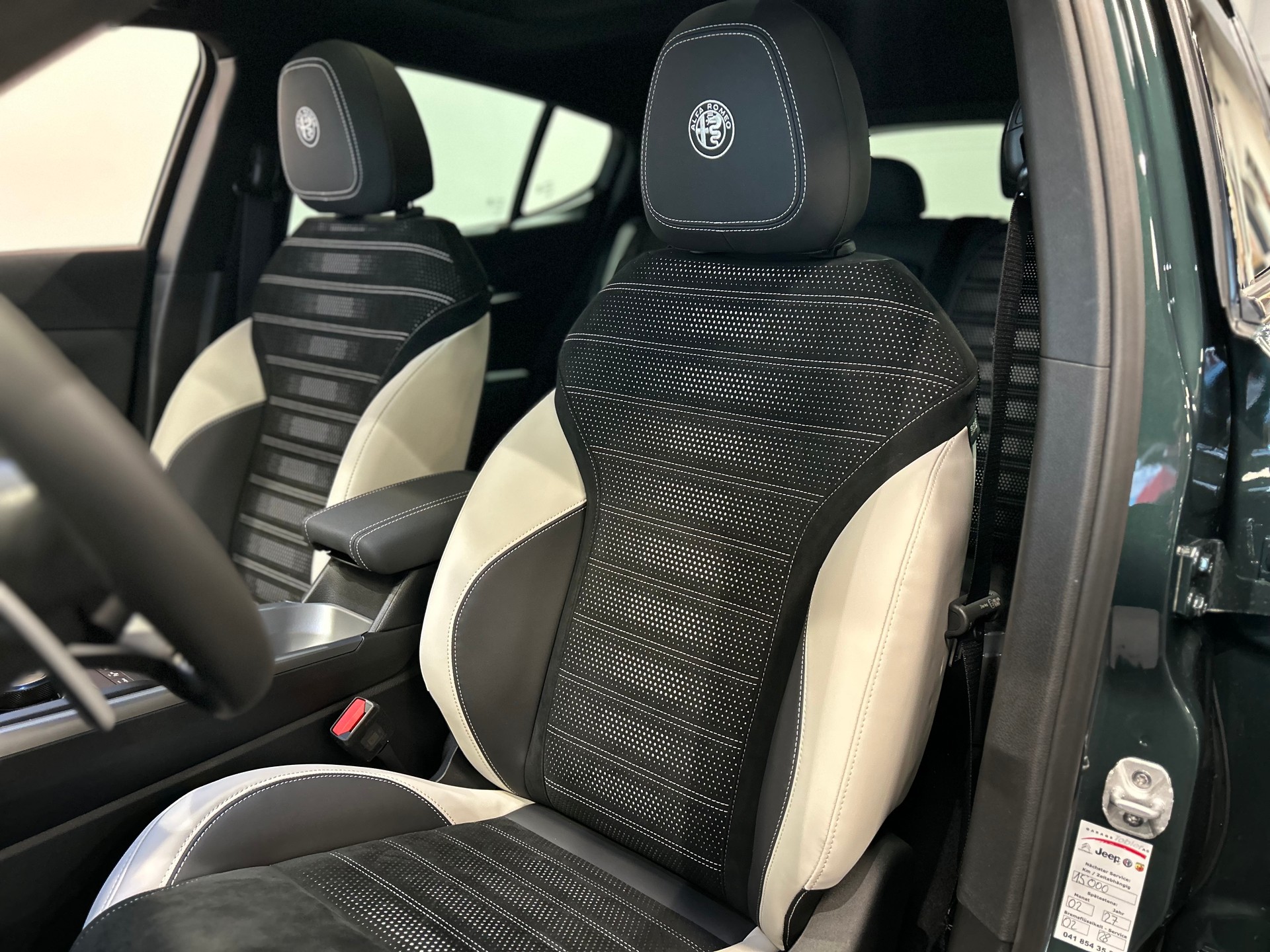 ALFA ROMEO Tonale 1.3 Plug-in-Hybrid Q4 Sport Speciale-image-16