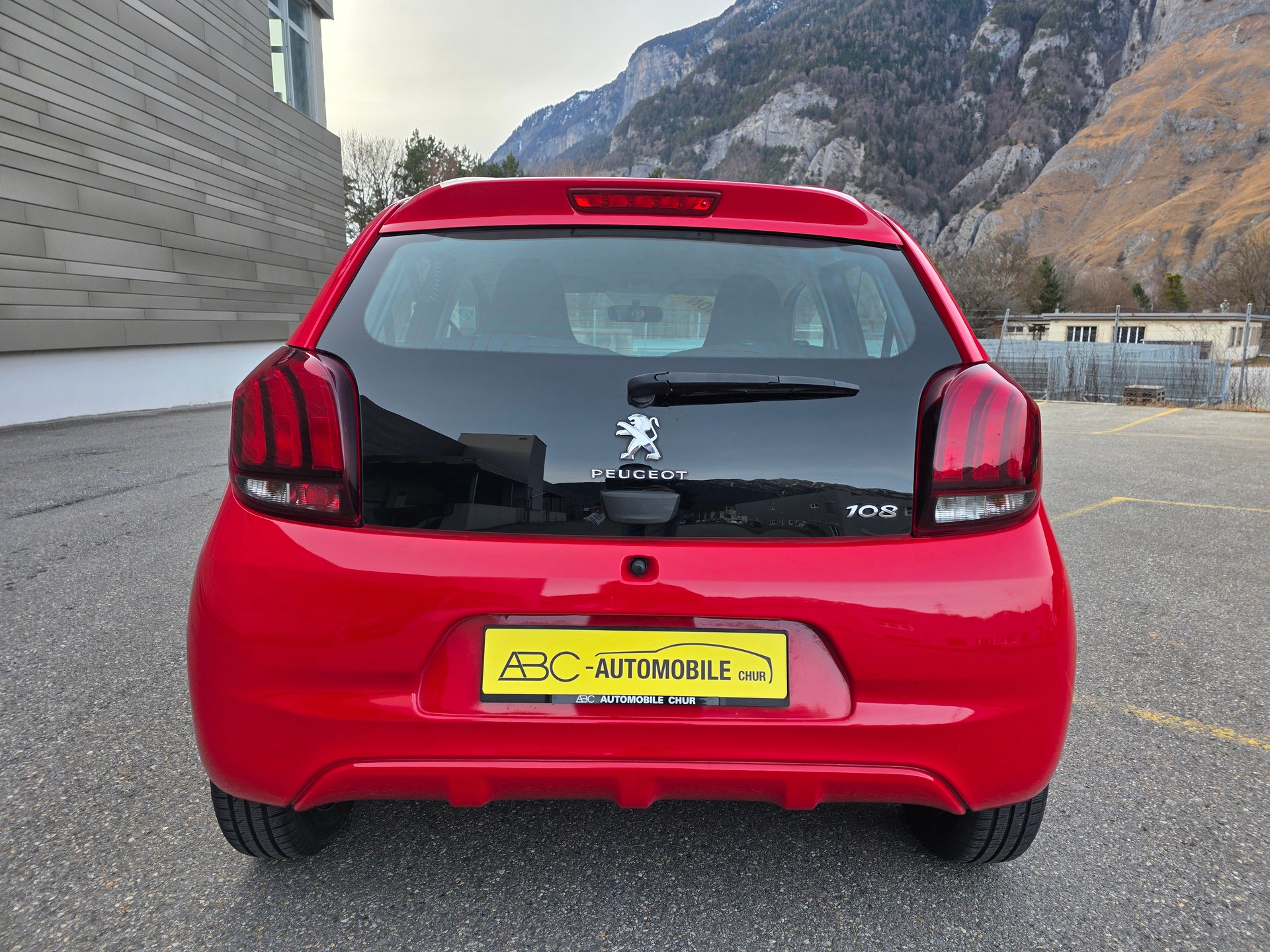 PEUGEOT 108 1.0 VTi Active Top-image-9