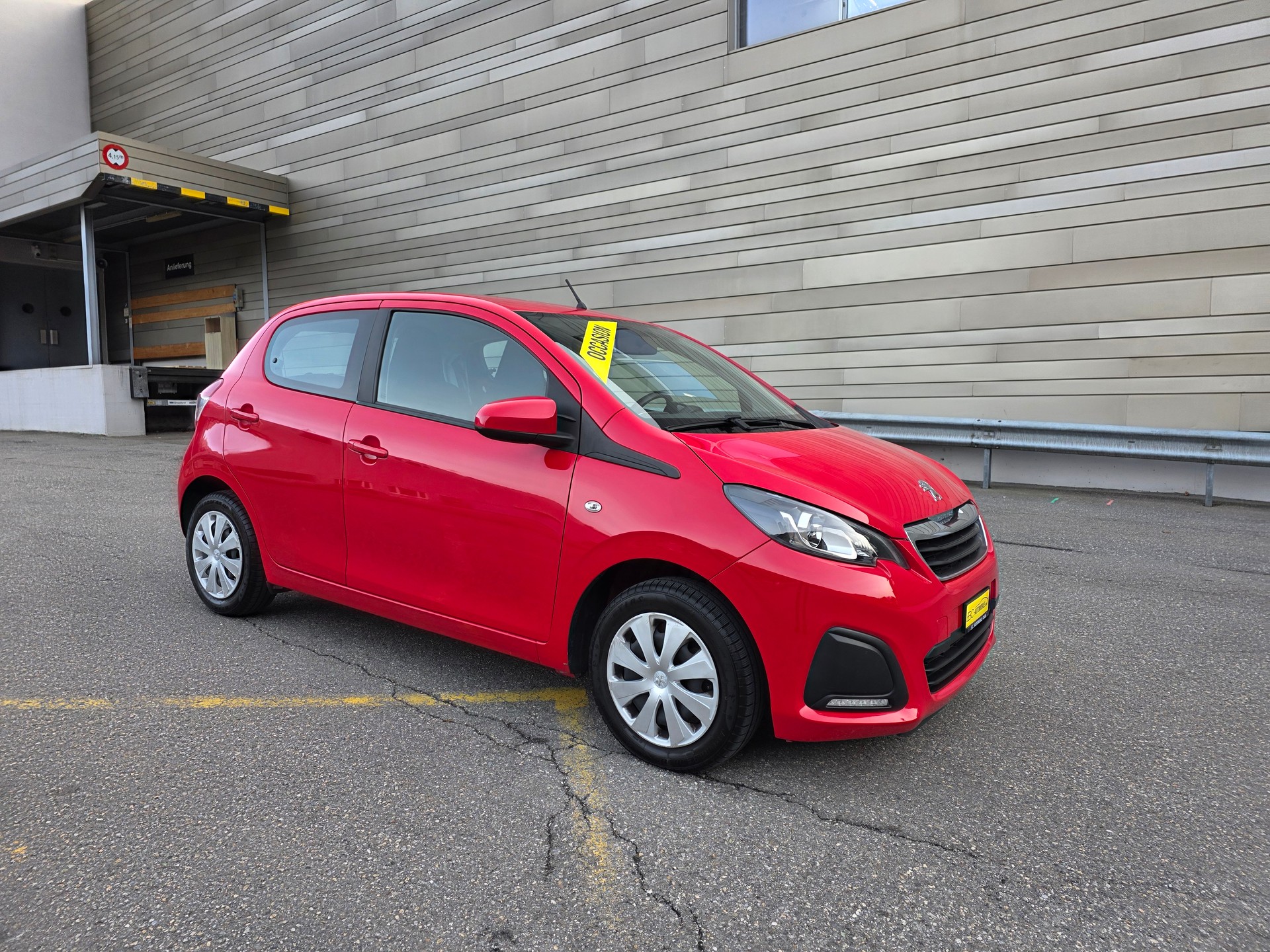 PEUGEOT 108 1.0 VTi Active Top-image-2