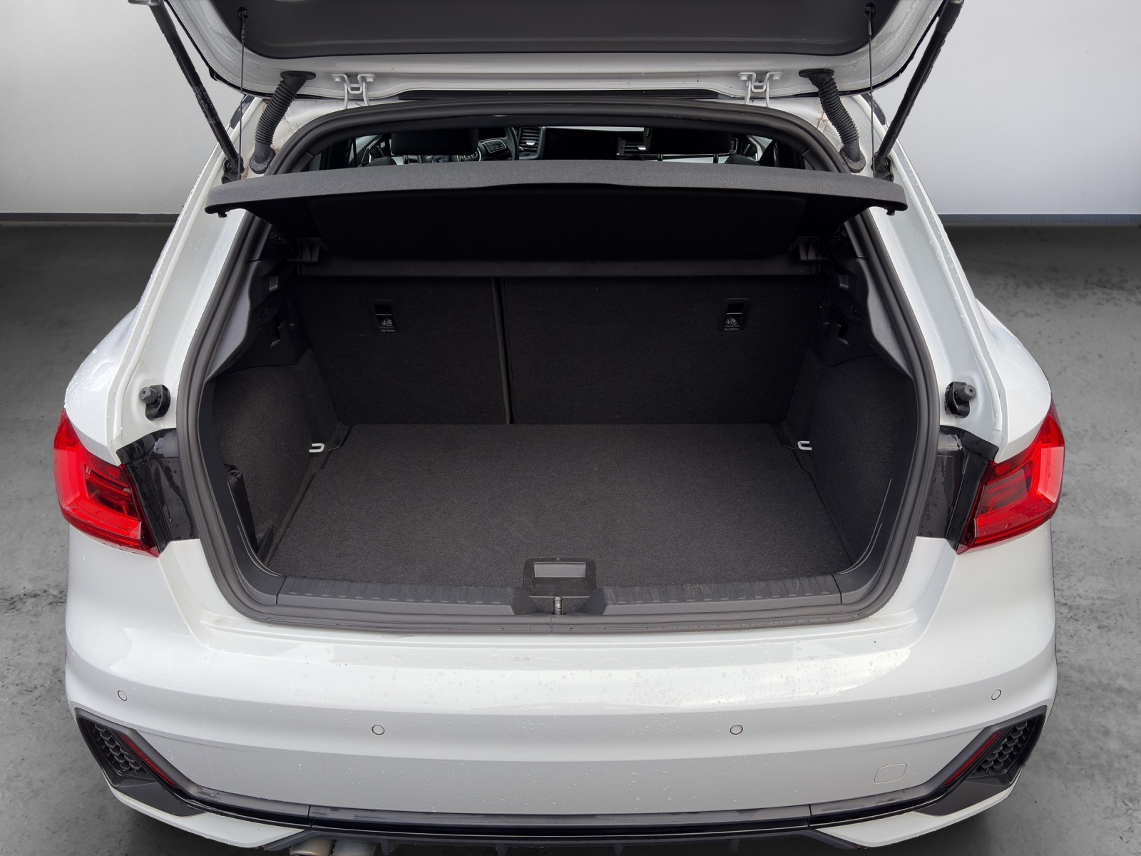 AUDI A1 Sportback 40 TFSI S Line S-tronic-image-11