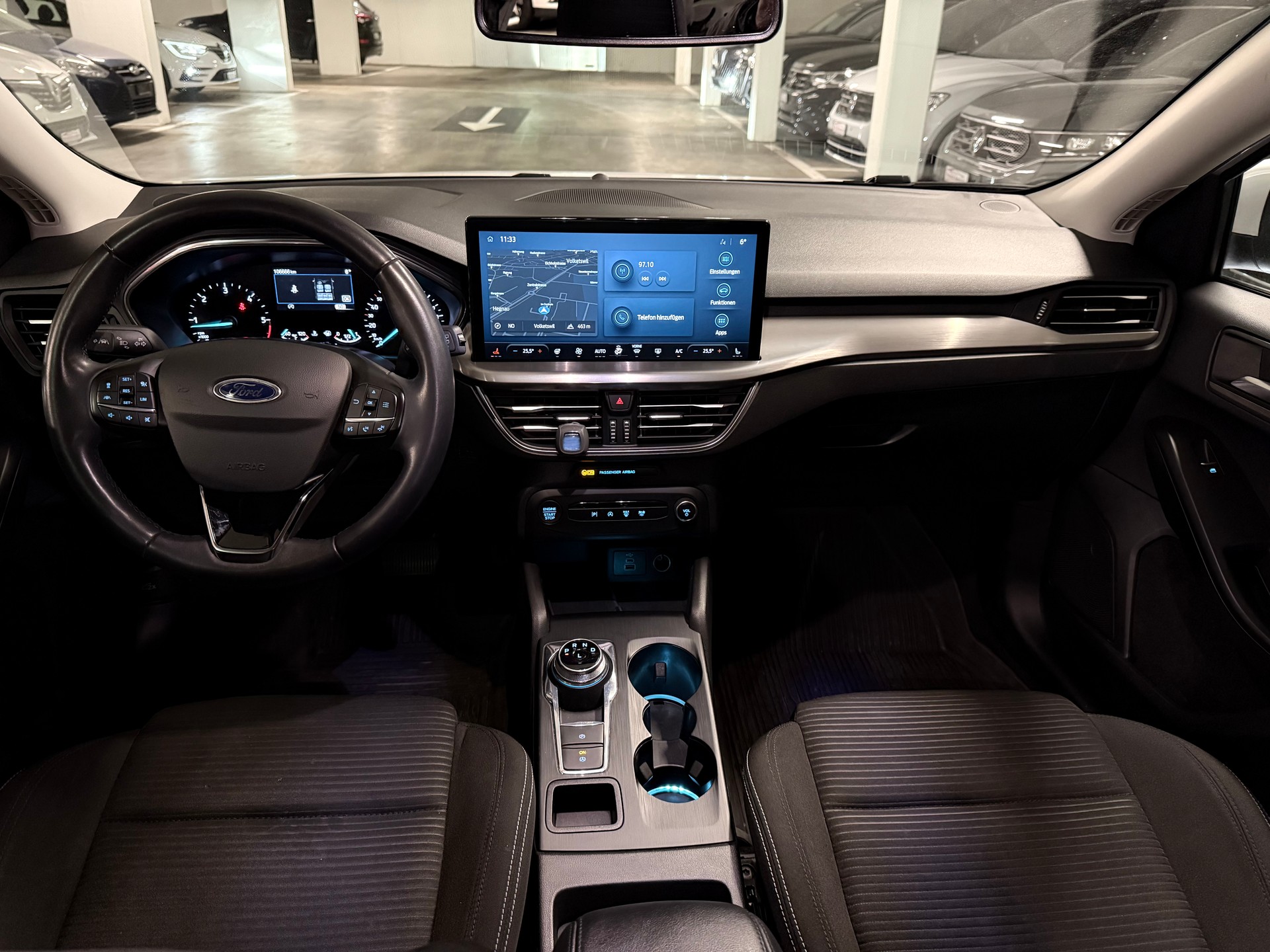 FORD Focus 1.5 TDCi Titanium Automatic CH Fahrzeug RF-Kamera-image-7