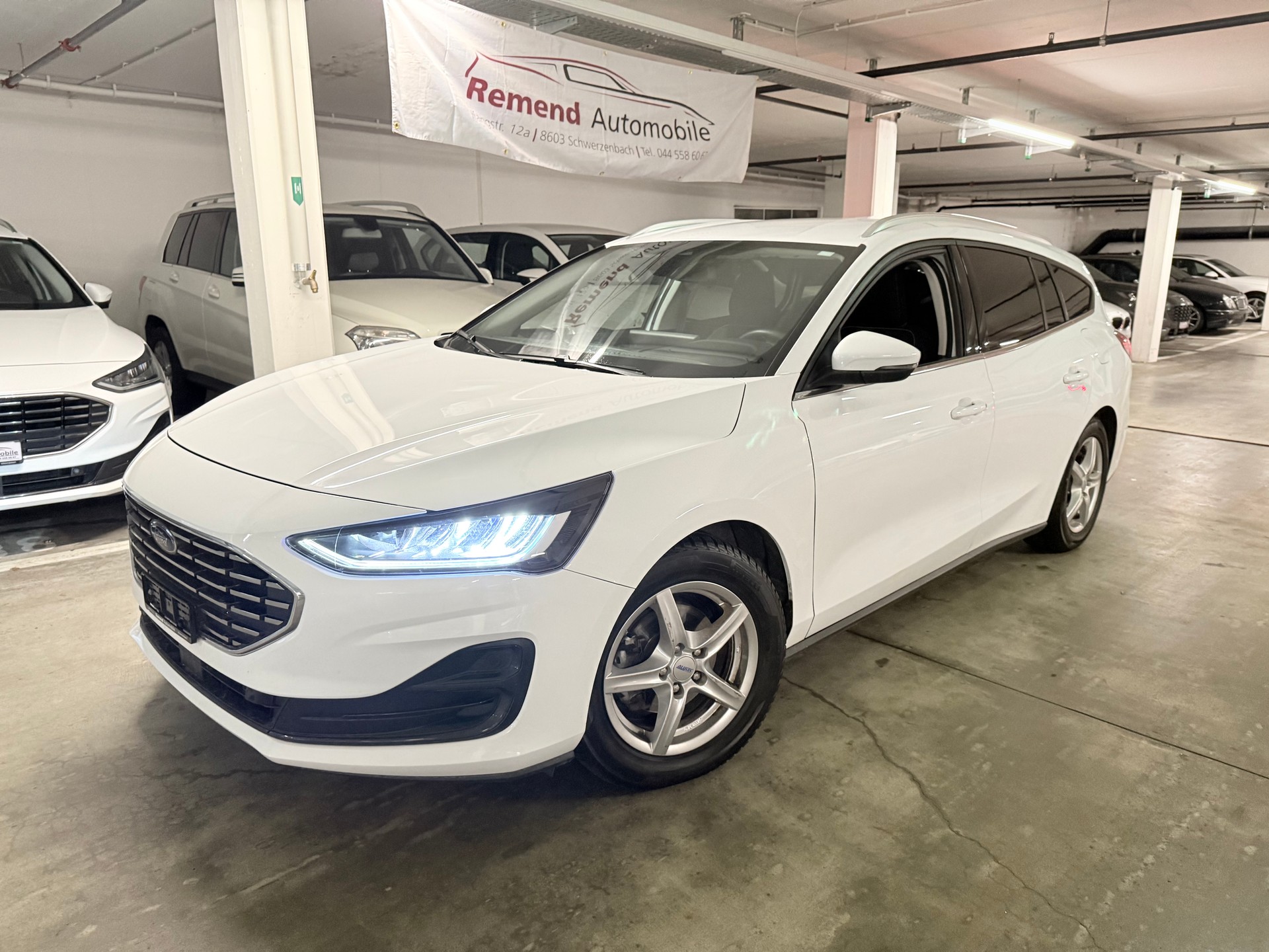 FORD Focus 1.5 TDCi Titanium Automatic CH Fahrzeug RF-Kamera-image-2