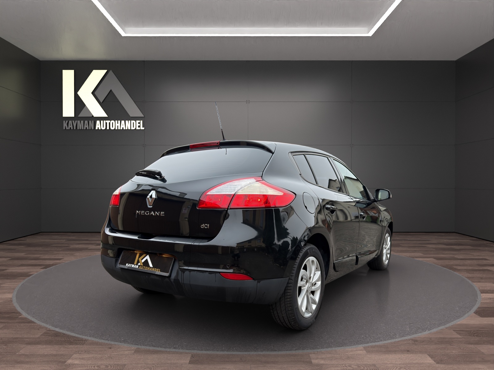 RENAULT Mégane 1.5 dCi Dynamique EDC-image-3