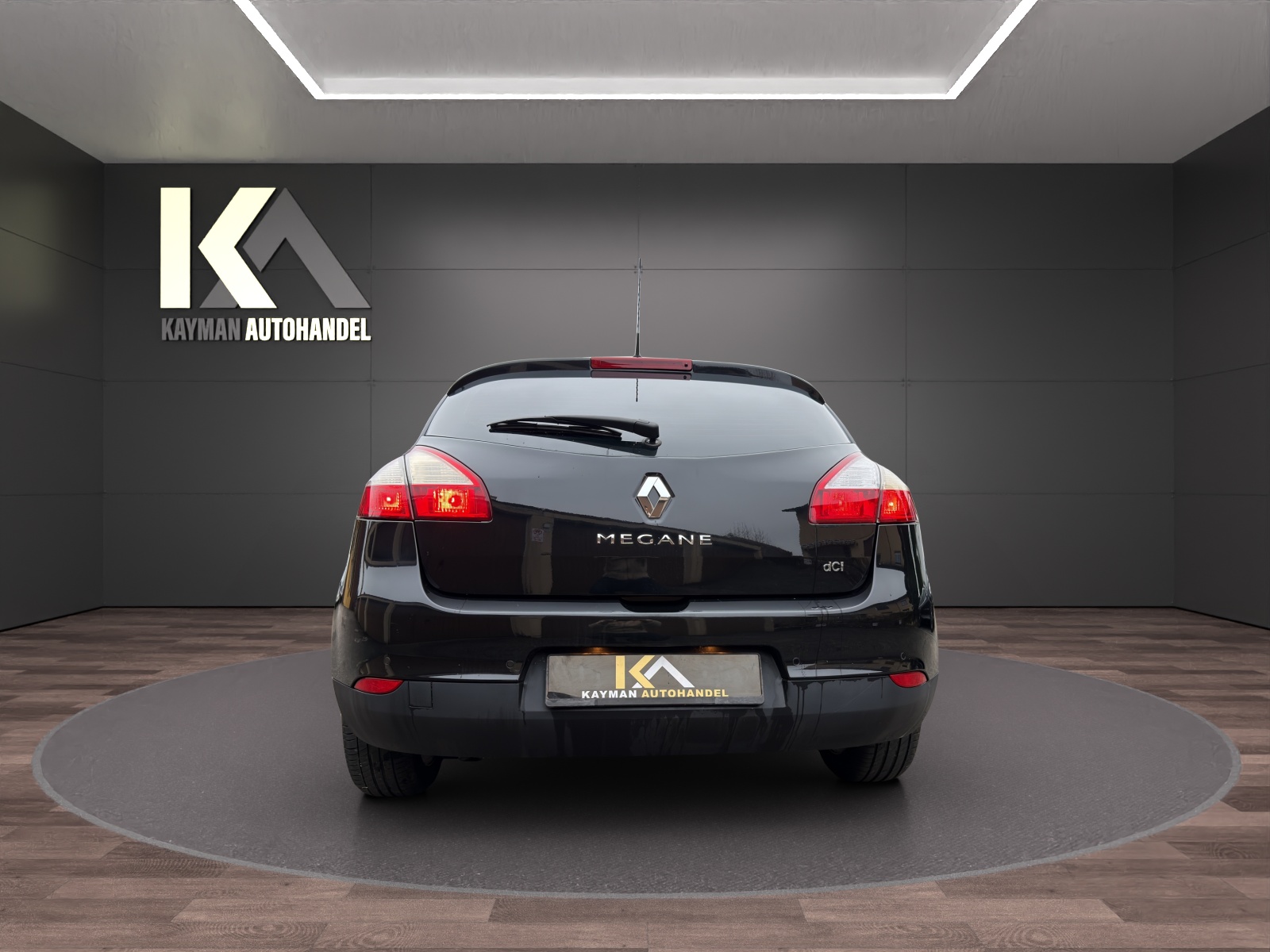 RENAULT Mégane 1.5 dCi Dynamique EDC-image-4