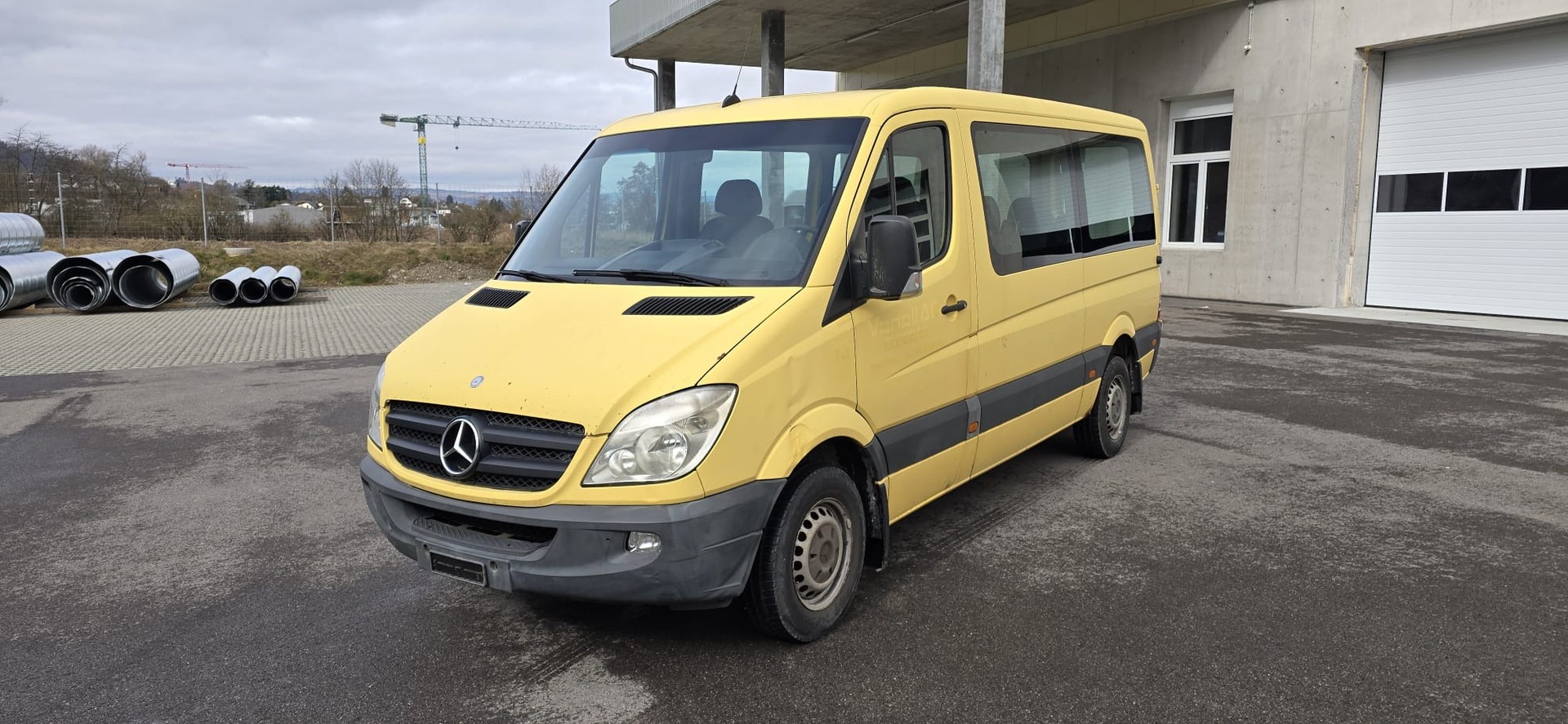 MERCEDES-BENZ Sprinter 215 CDI Standard-image-0