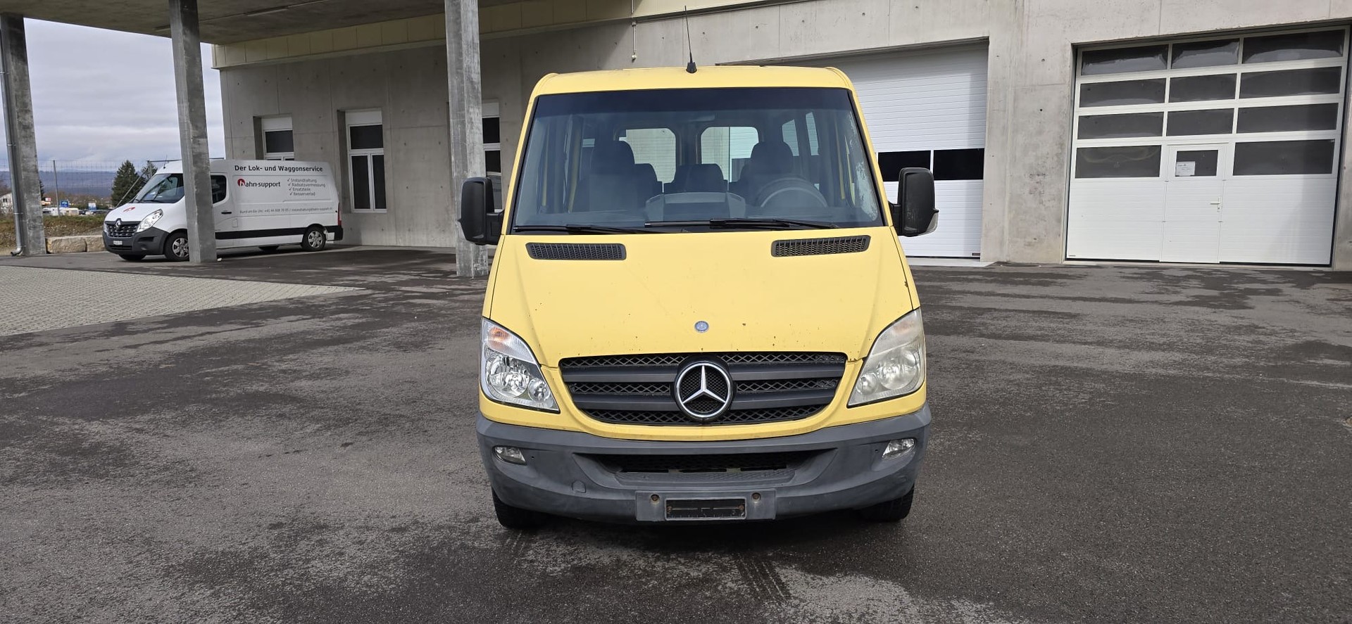 MERCEDES-BENZ Sprinter 215 CDI Standard-image-7