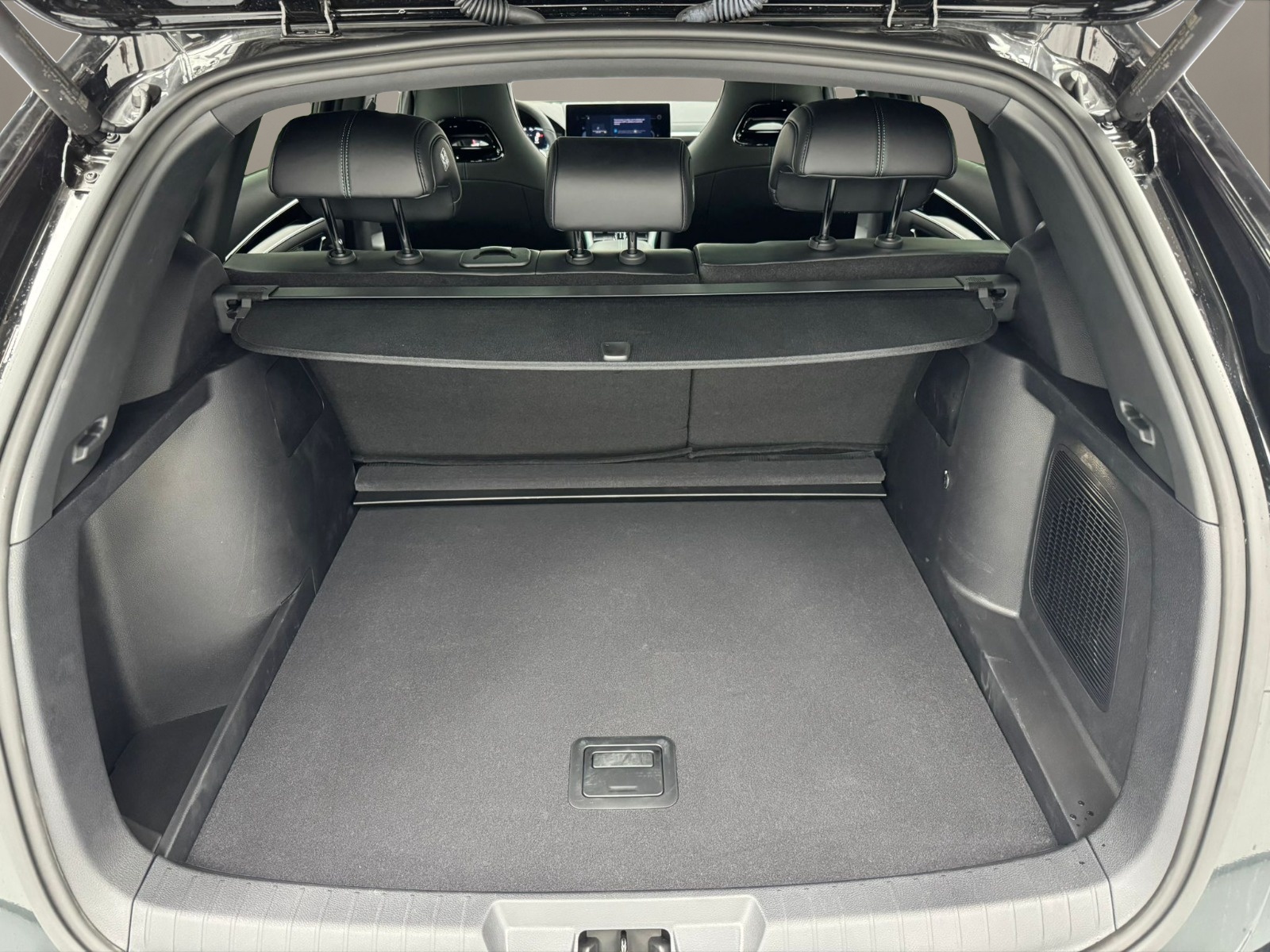 BYD Seal U DM-i Design AWD-image-19