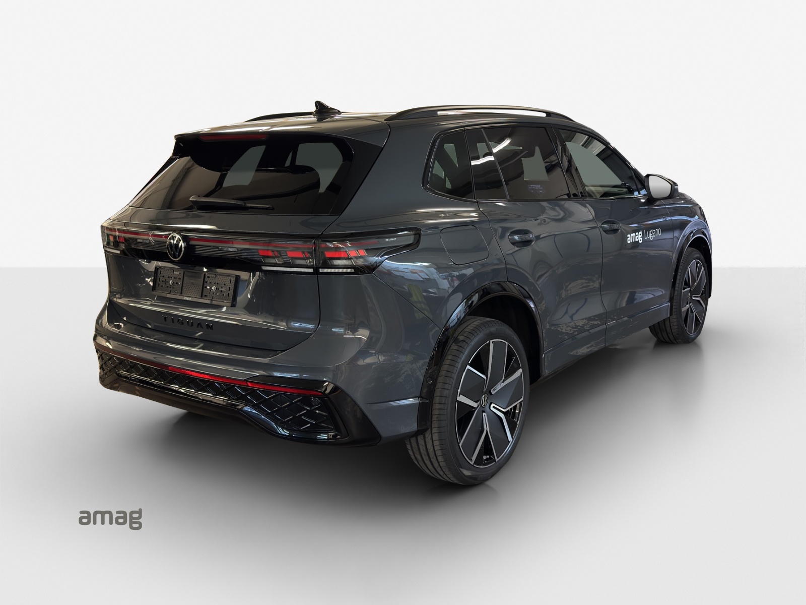 VW Tiguan 1.5 TSI evo2 eHybrid R-Line DSG-image-4